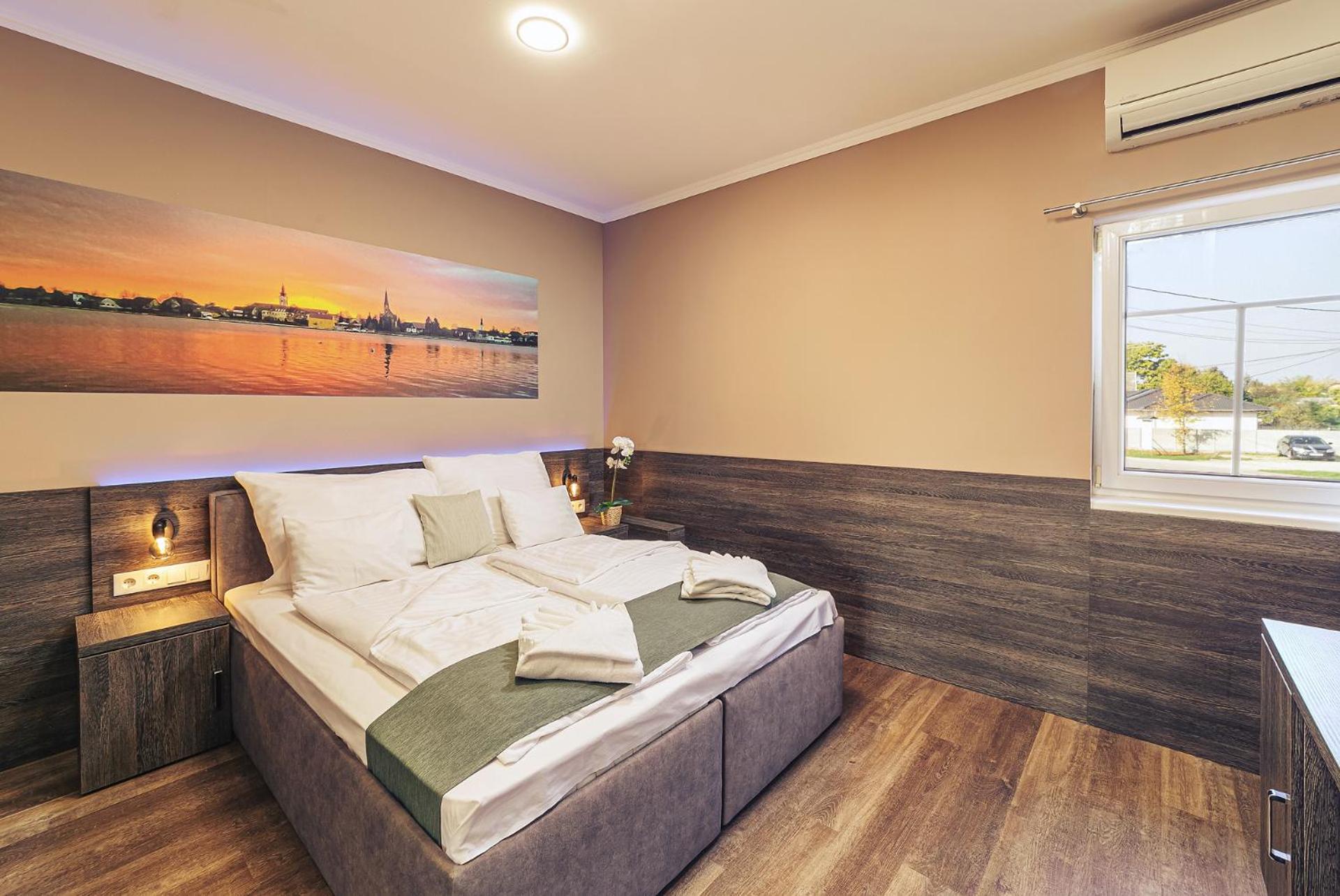 Standard Queen Room - Photo 1