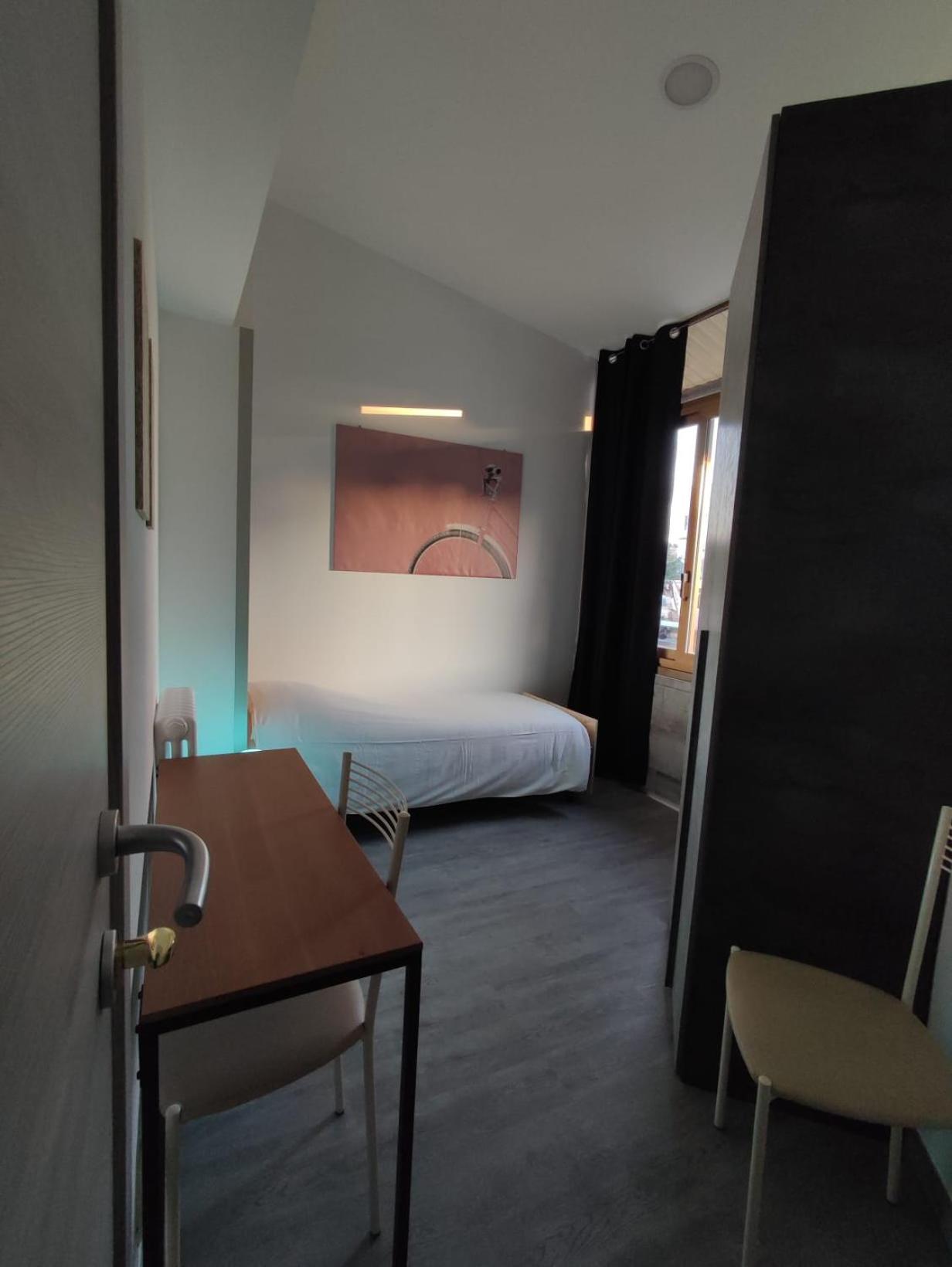 Single Room with Private External Bathroom