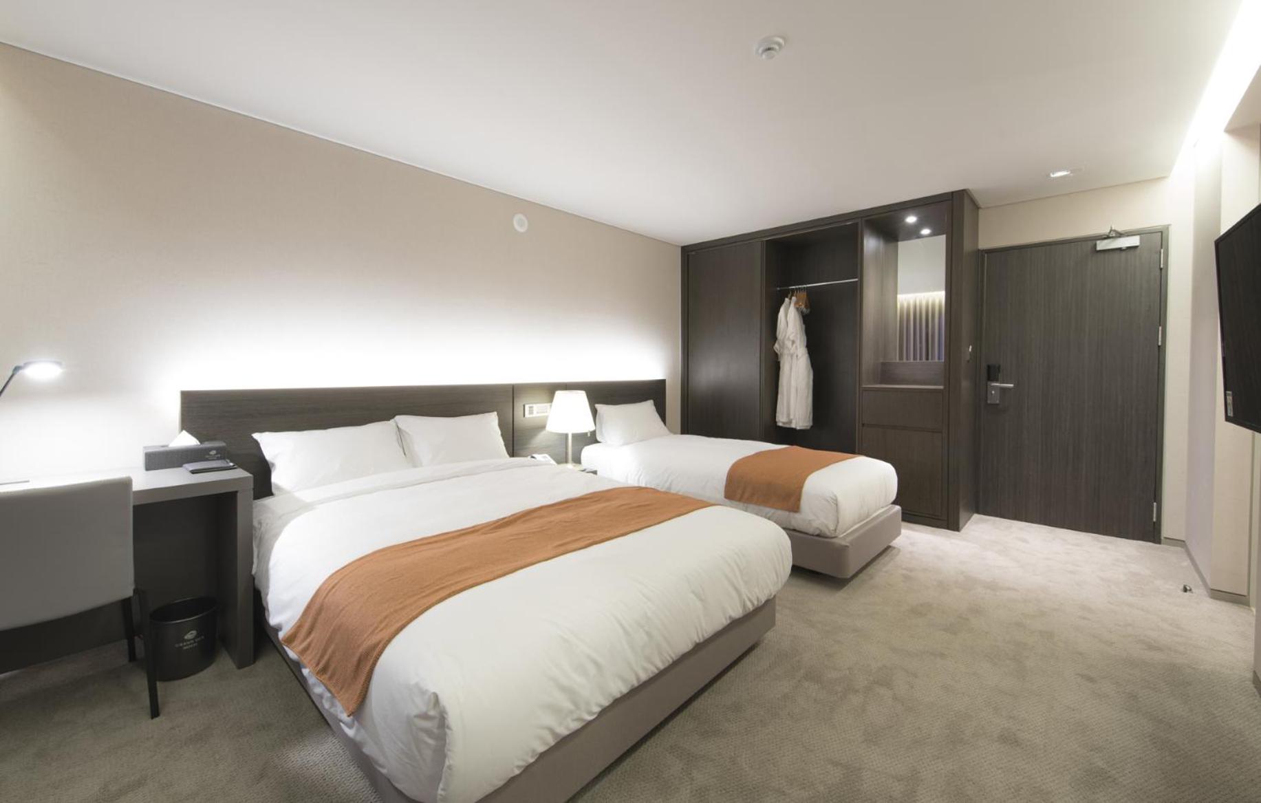 Executive Triple Room - Photo 3