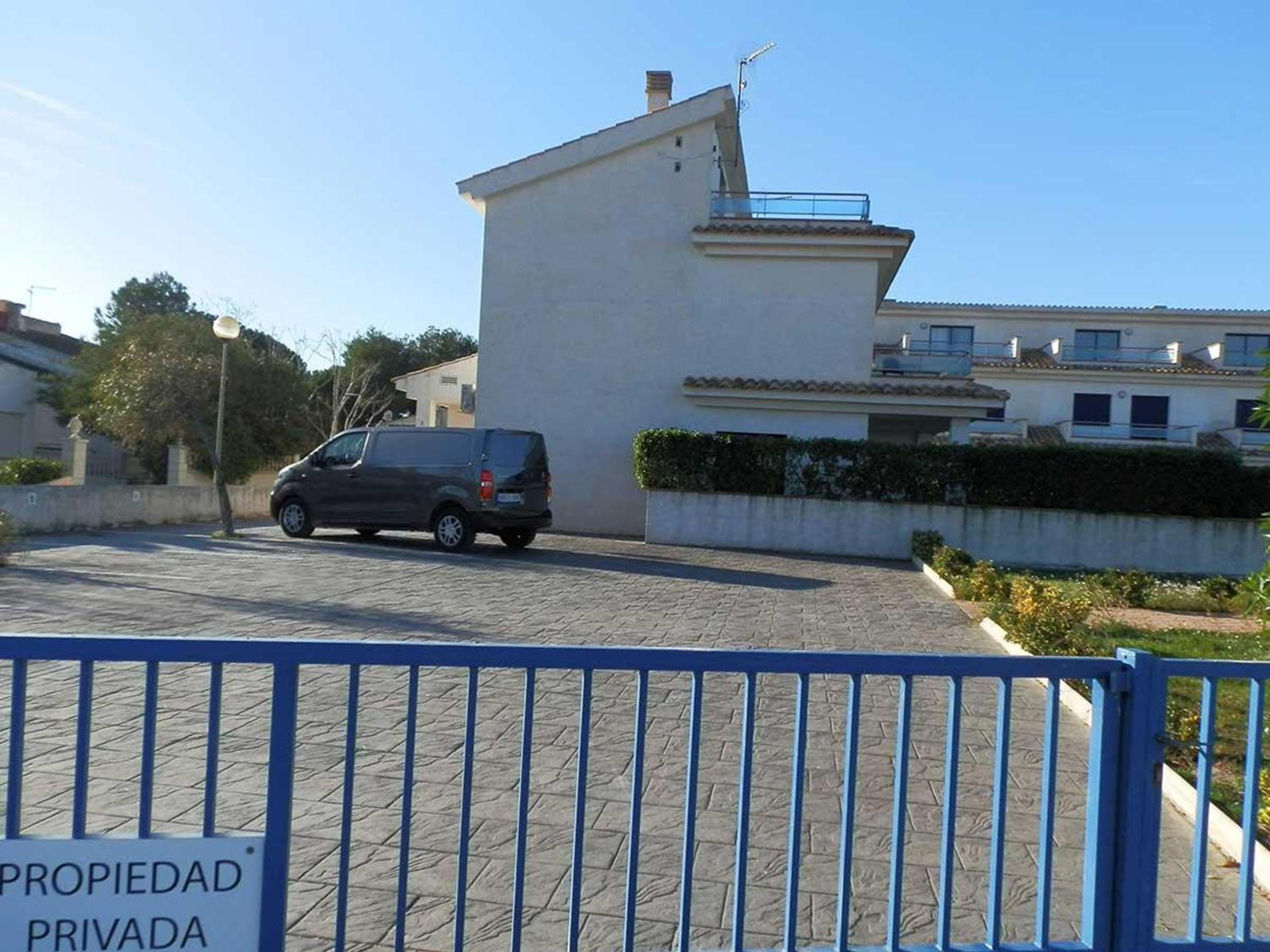 Villa photo 3