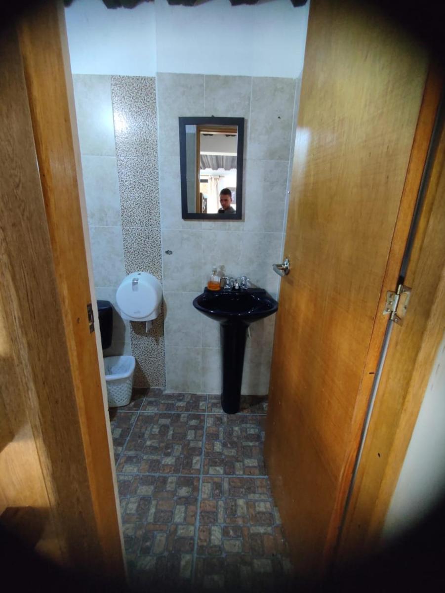 Family Room with Private Bathroom photo 3