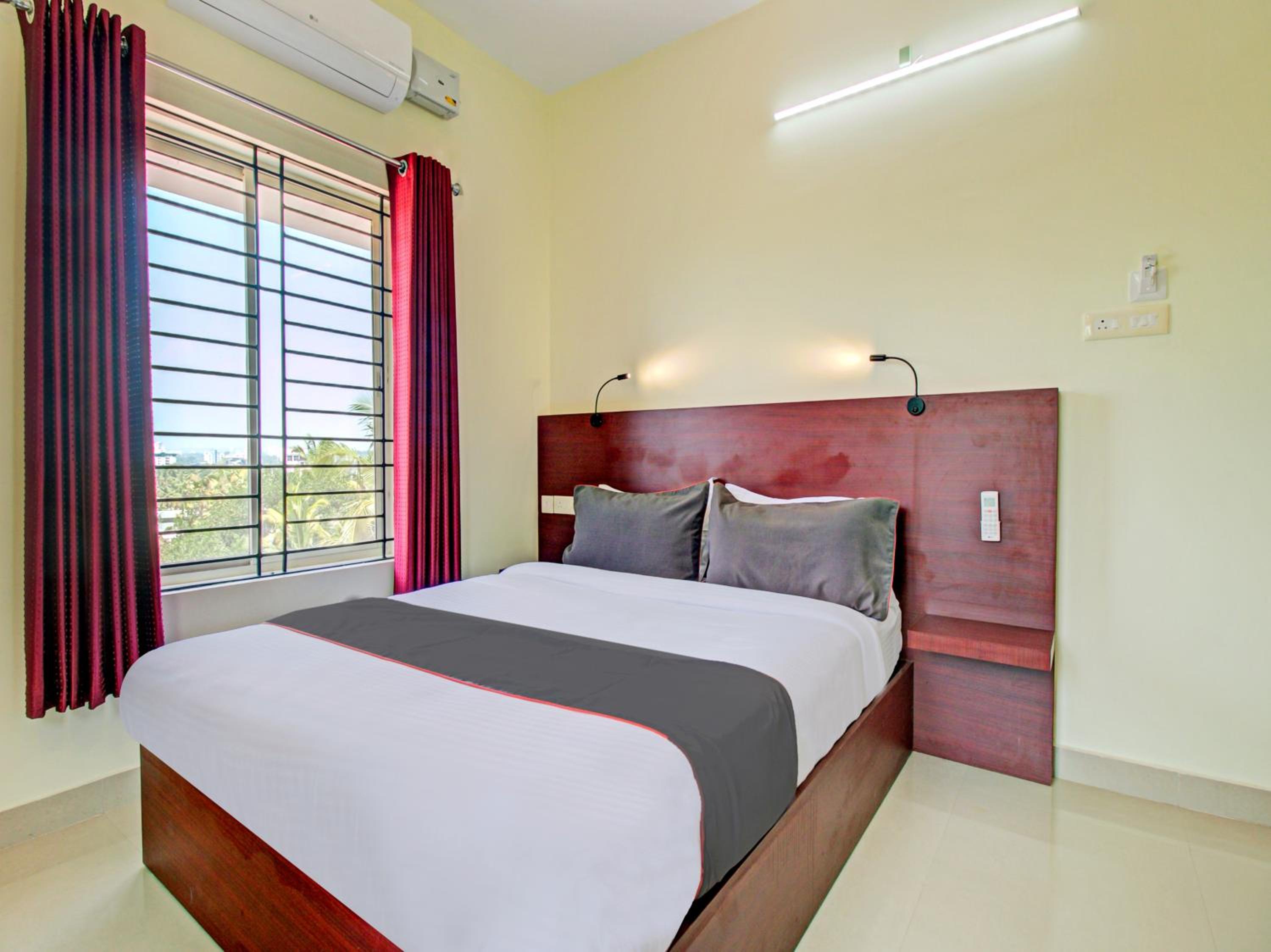 Superior Deluxe Double or Twin Room  - Photo 4