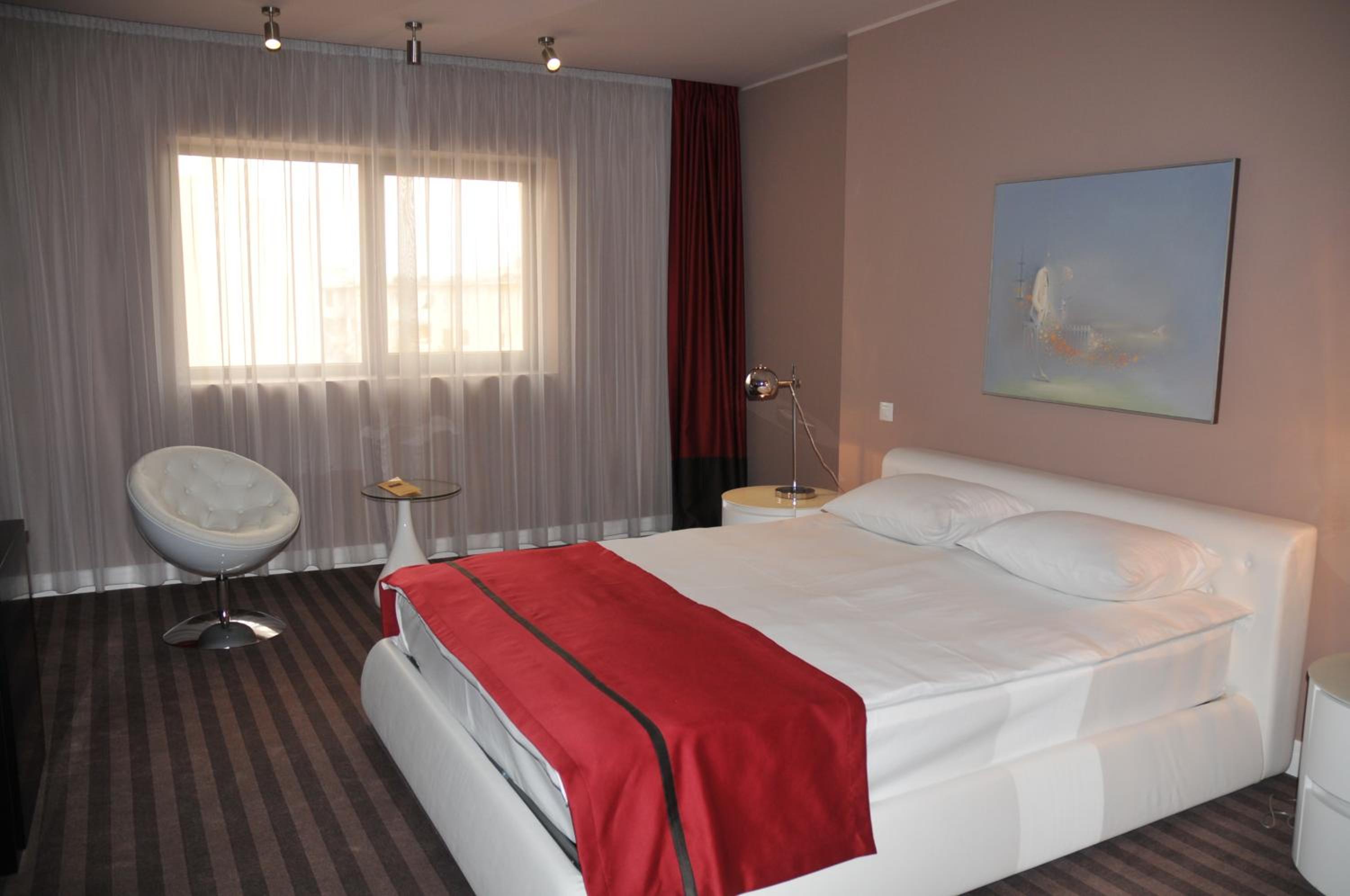 Double Room - Photo 1