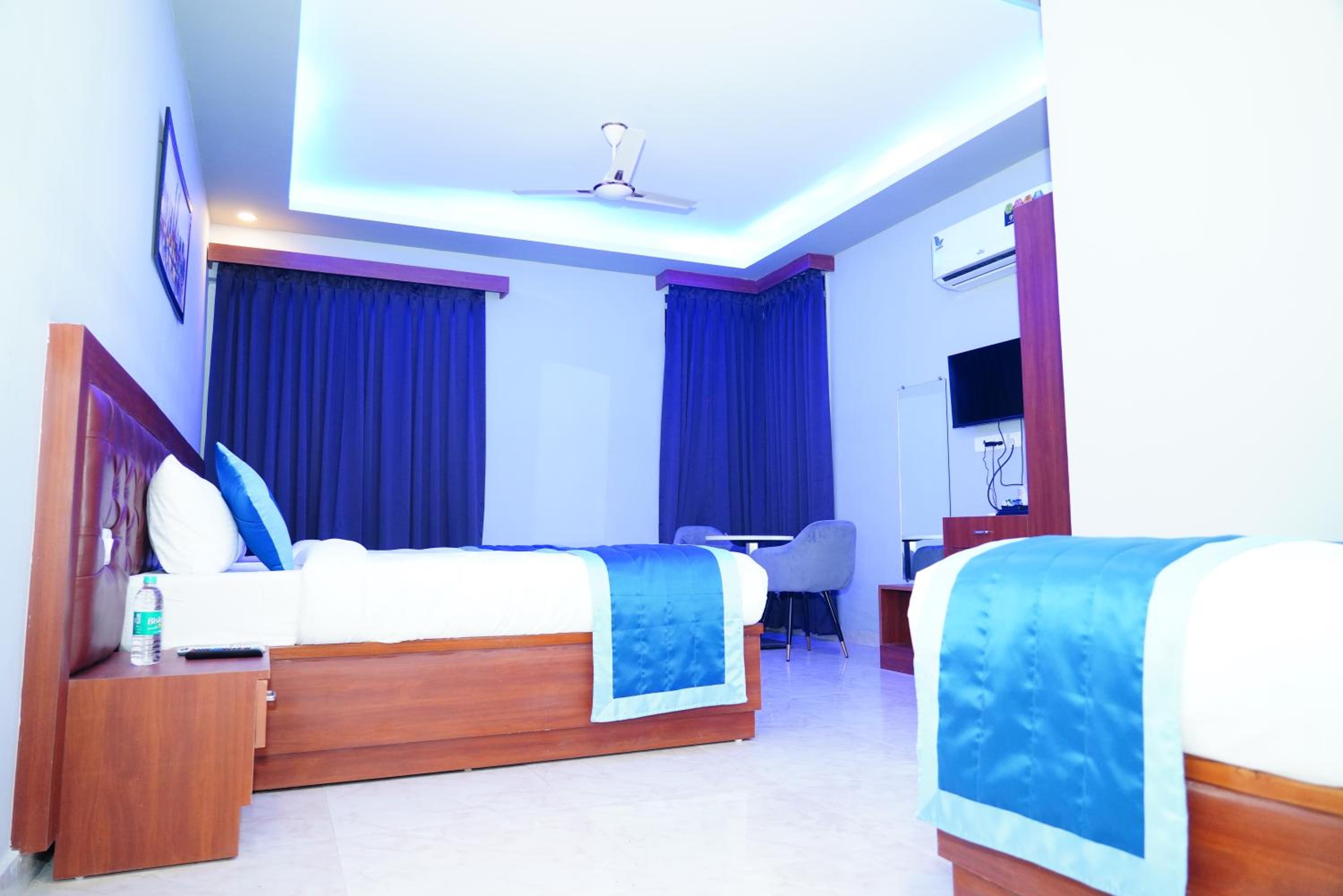 Superior Triple Room - Photo 21