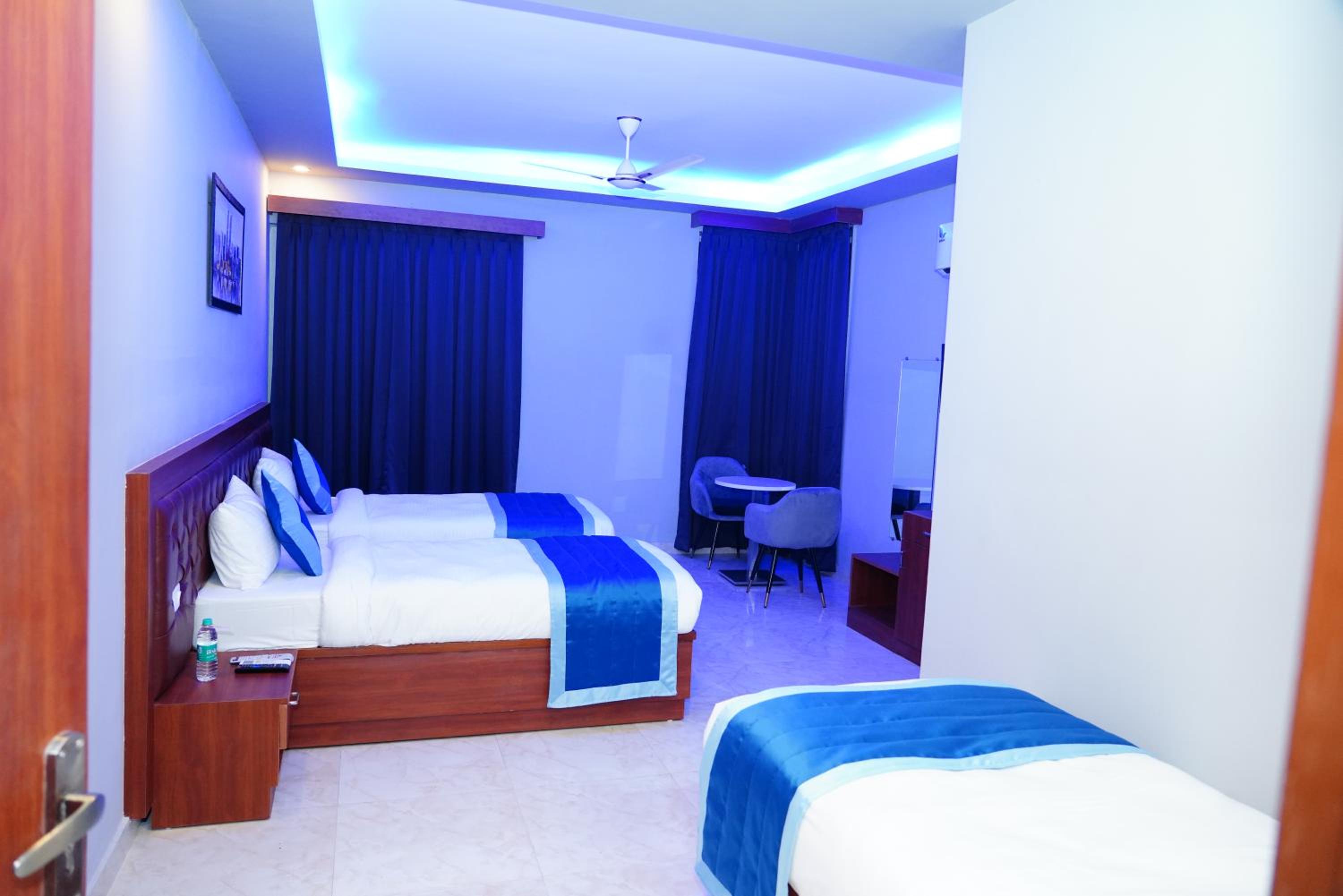 Superior Triple Room - Photo 5