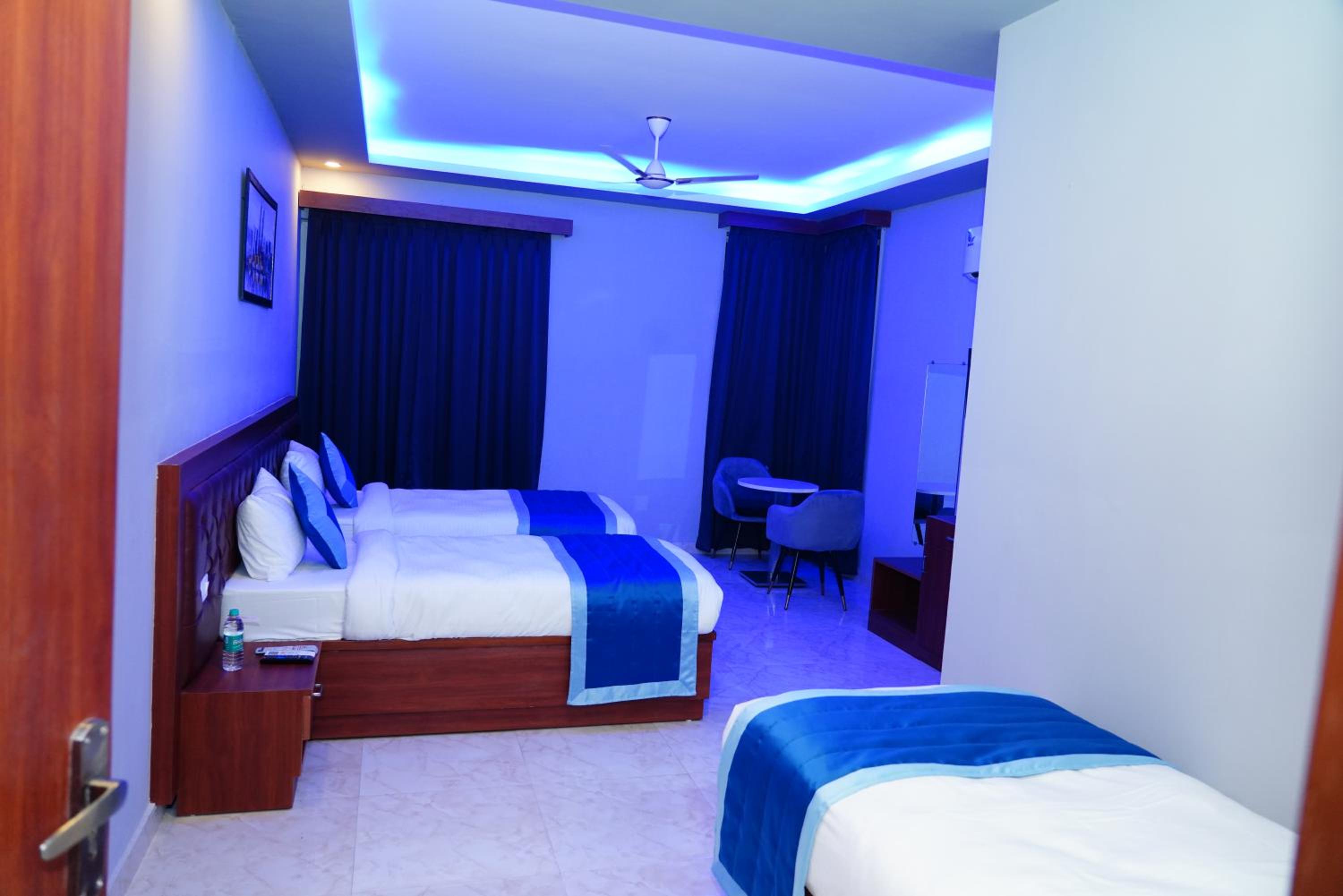 Superior Triple Room - Photo 17