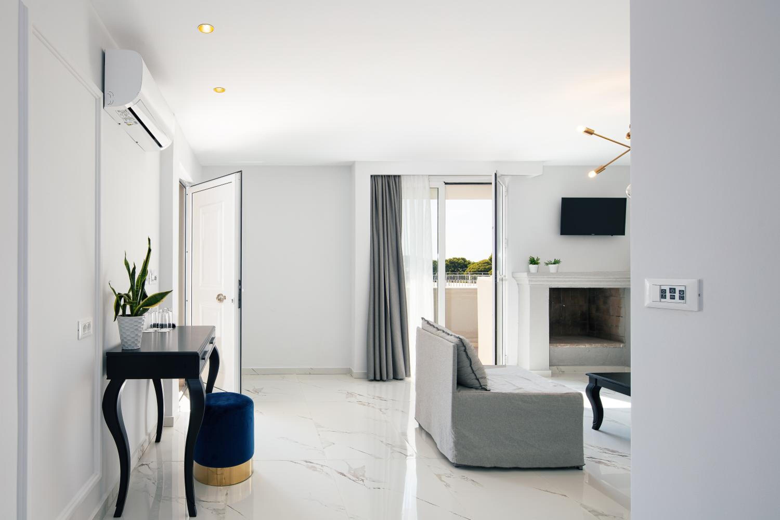 Executive Suite