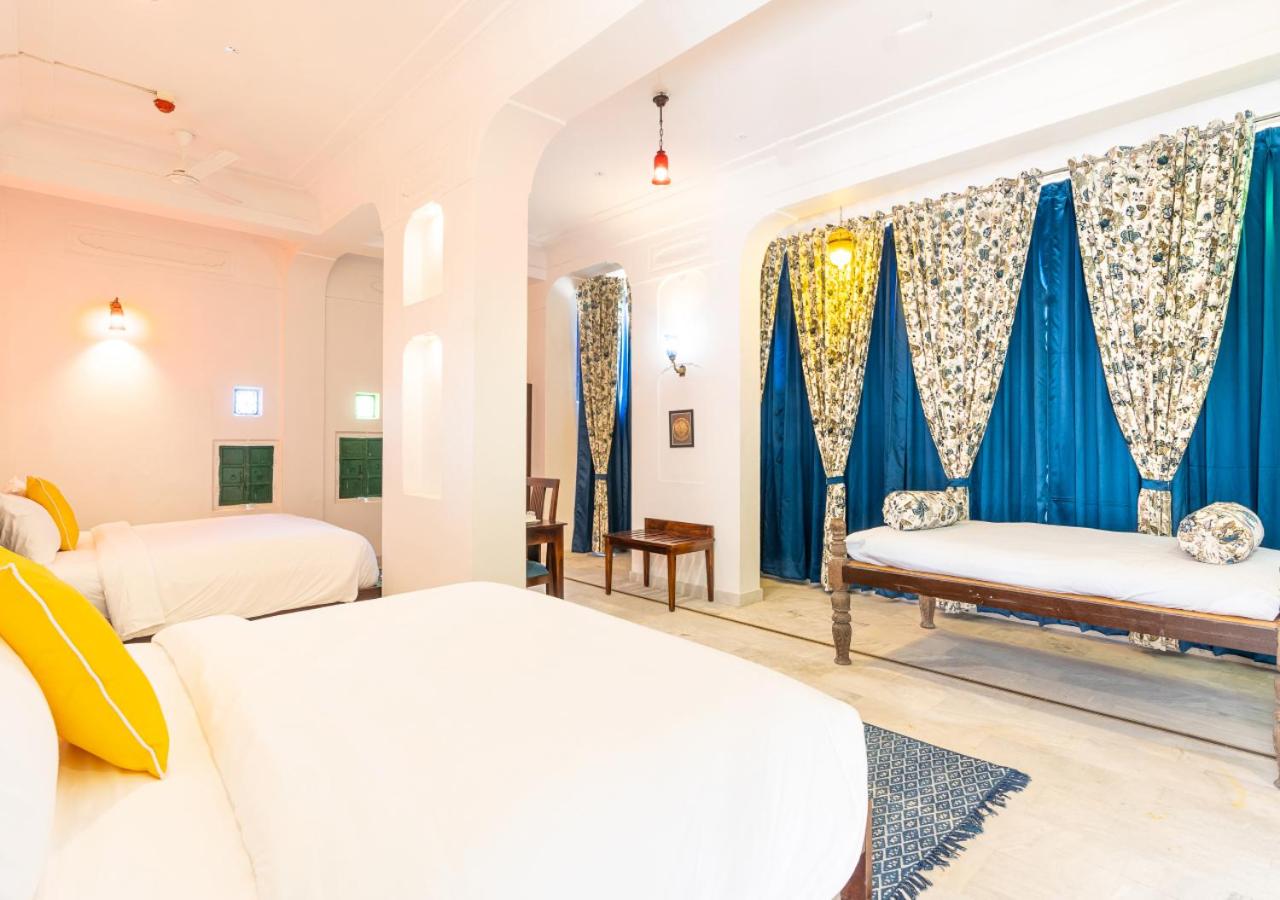  Palace Suite - Photo 1