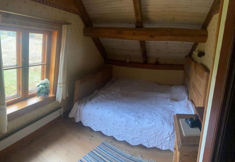Three-Bedroom House photo 1