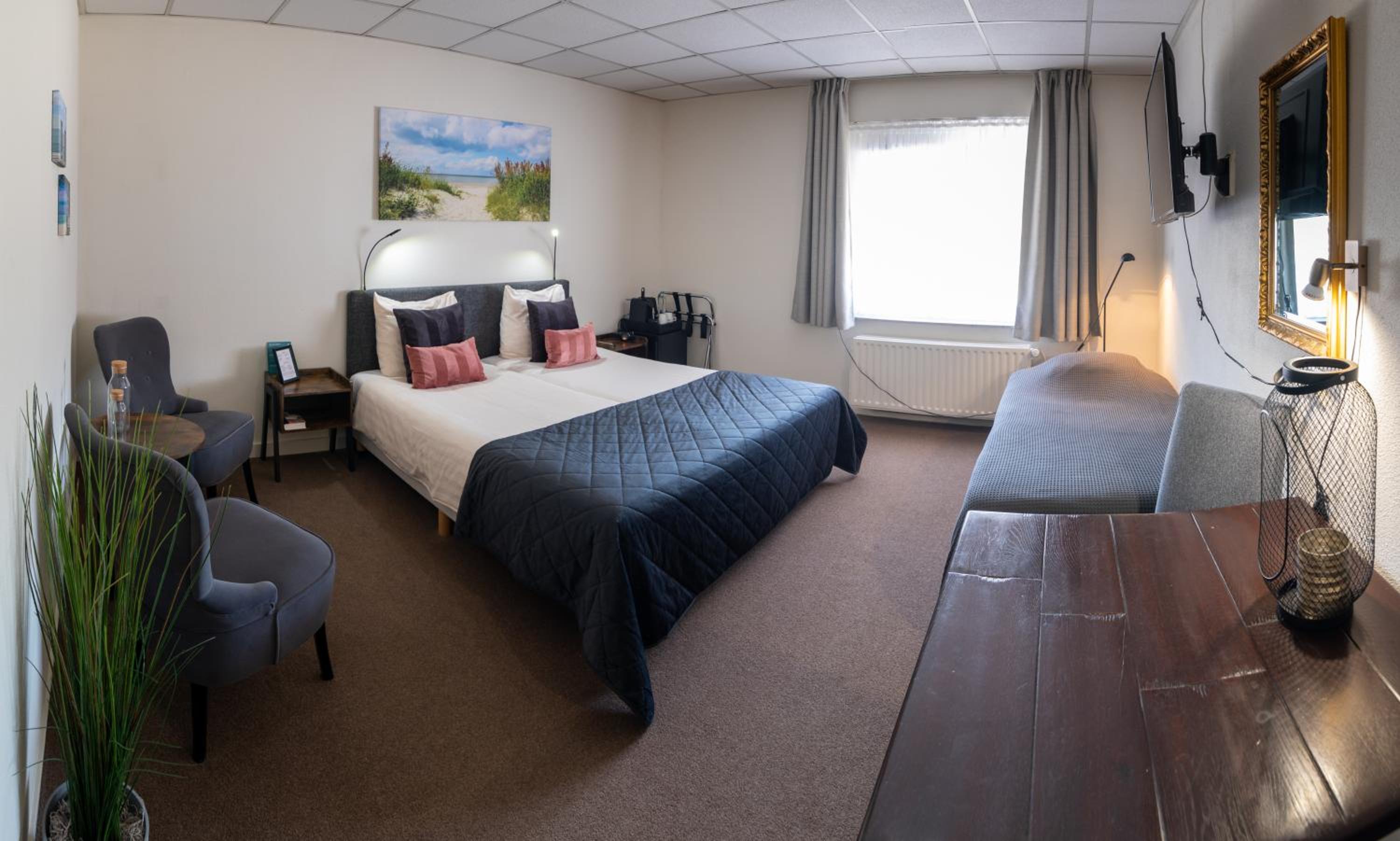 Deluxe Twin Room photo 2