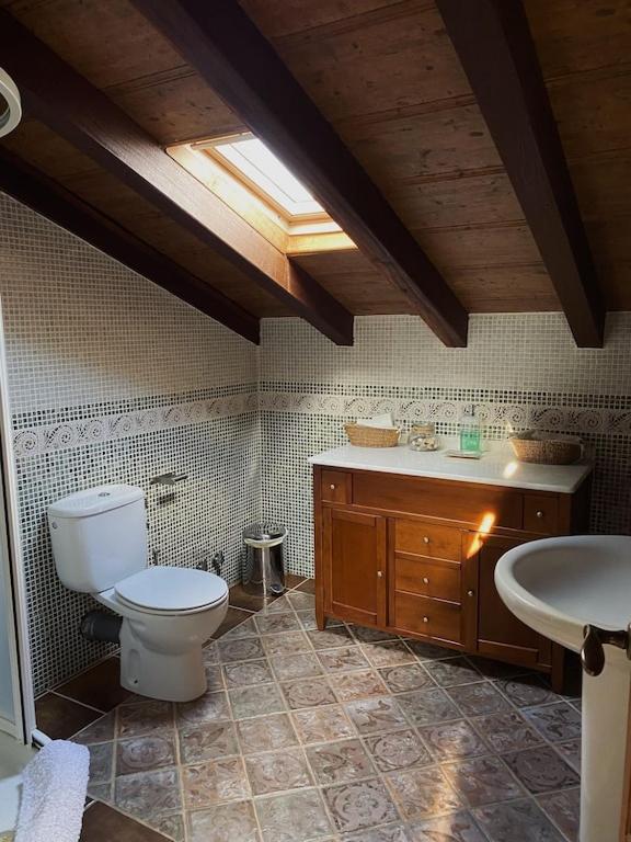 Three-Bedroom House photo 2