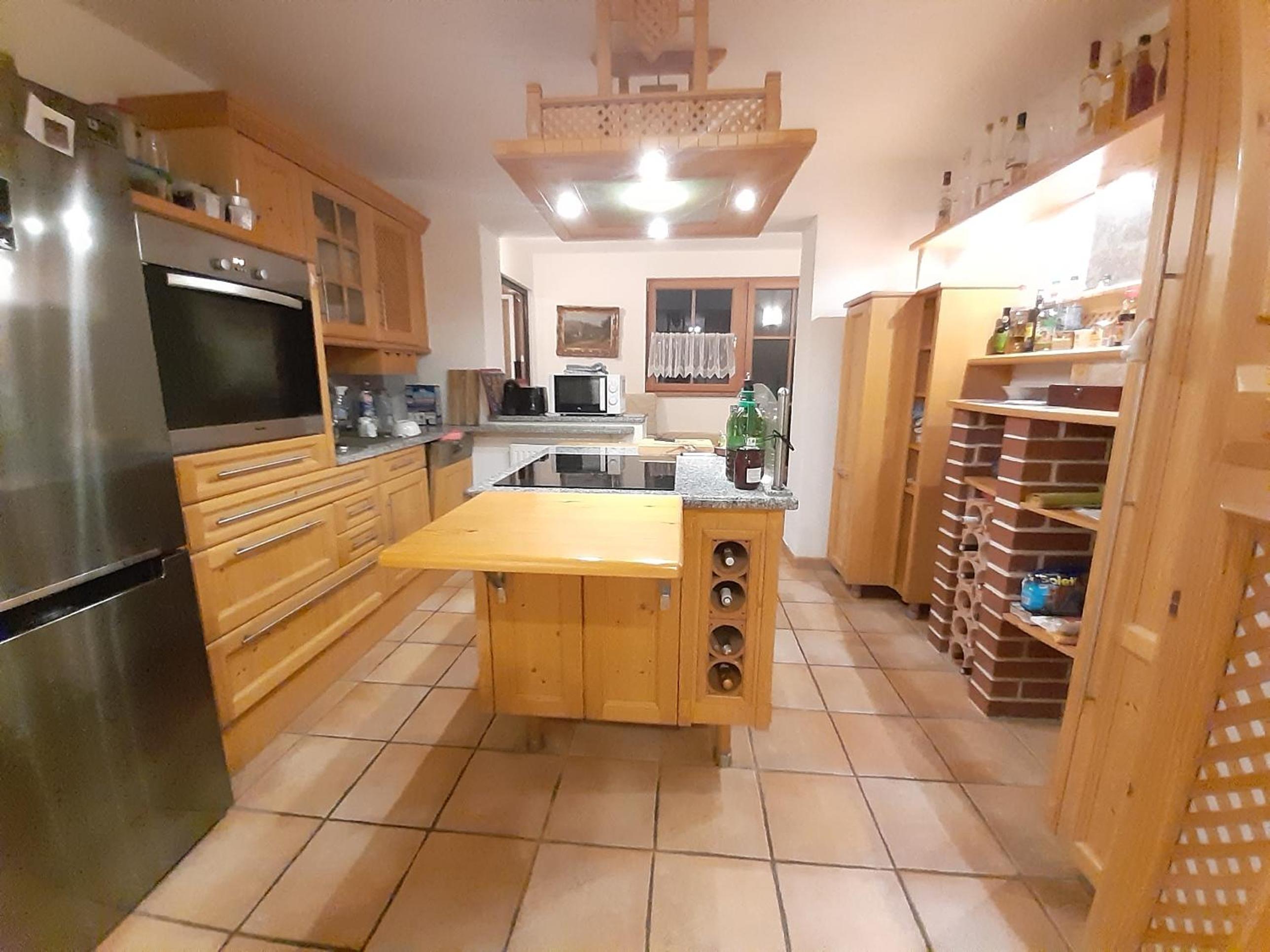 Three-Bedroom House photo 2