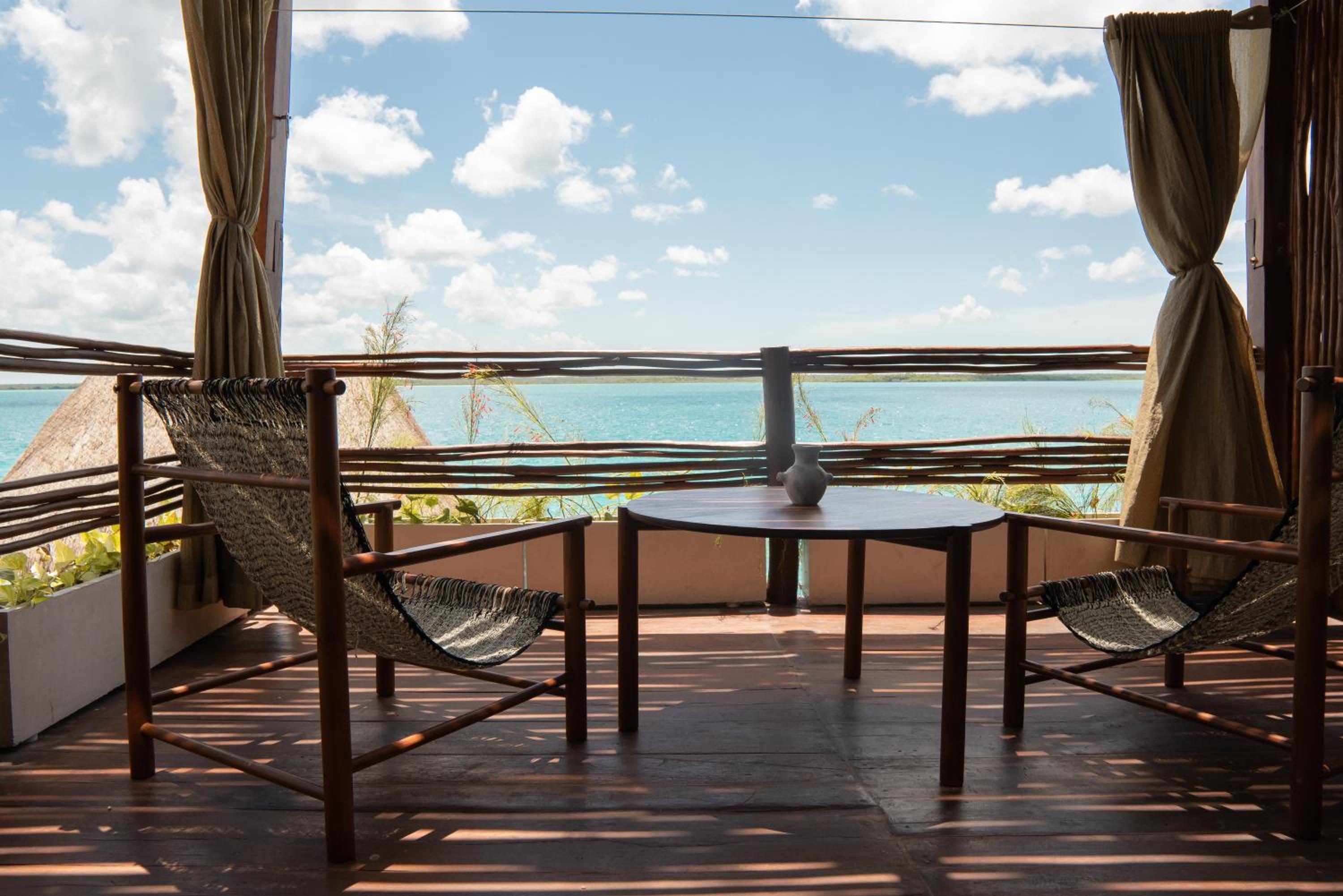 Grand Studio Suite, Terrace, Lakeside thumbnail 6