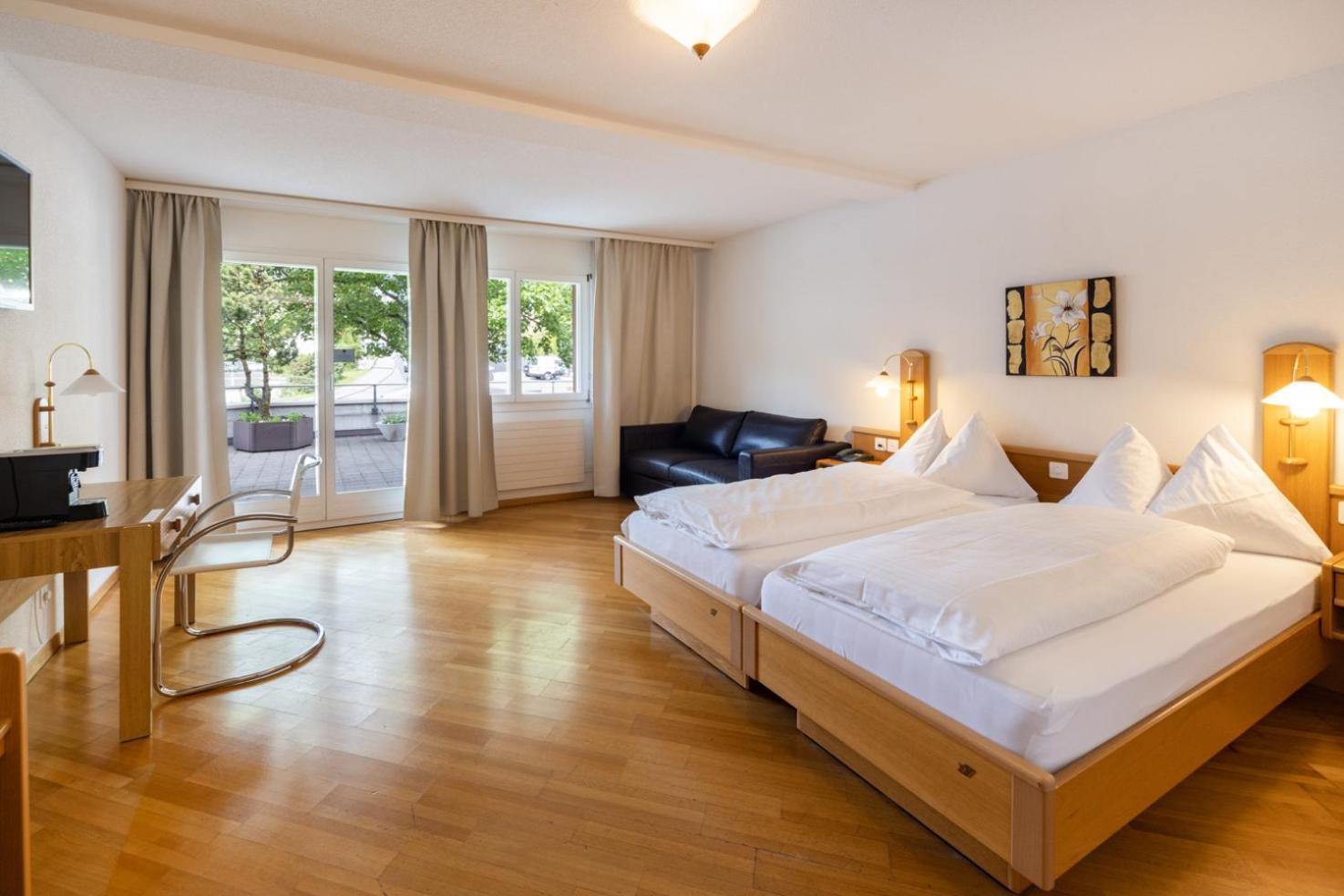  Double Room with Mountain View photo 2