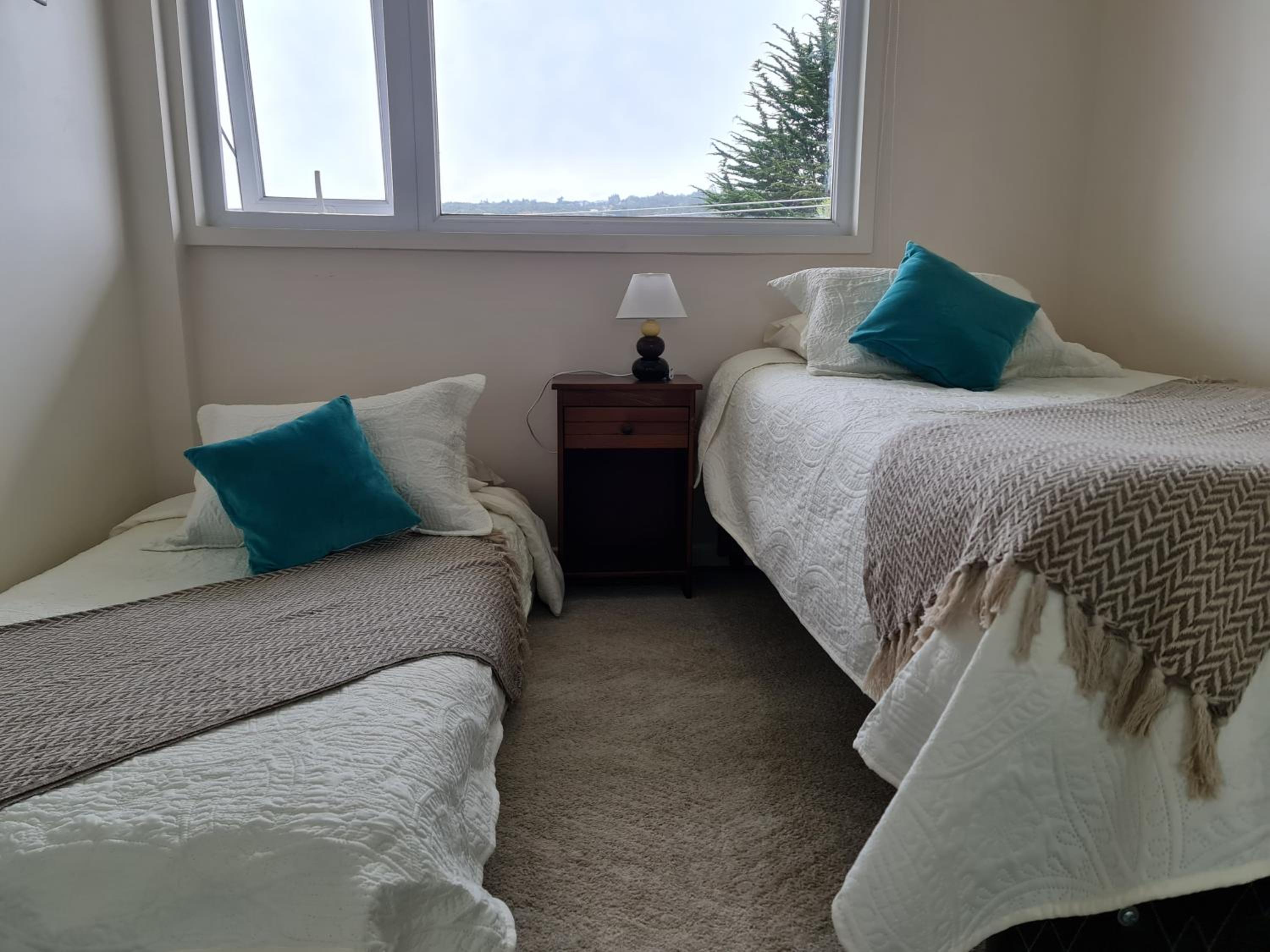 Two-Bedroom Apartment with Balcony and Sea View photo 2