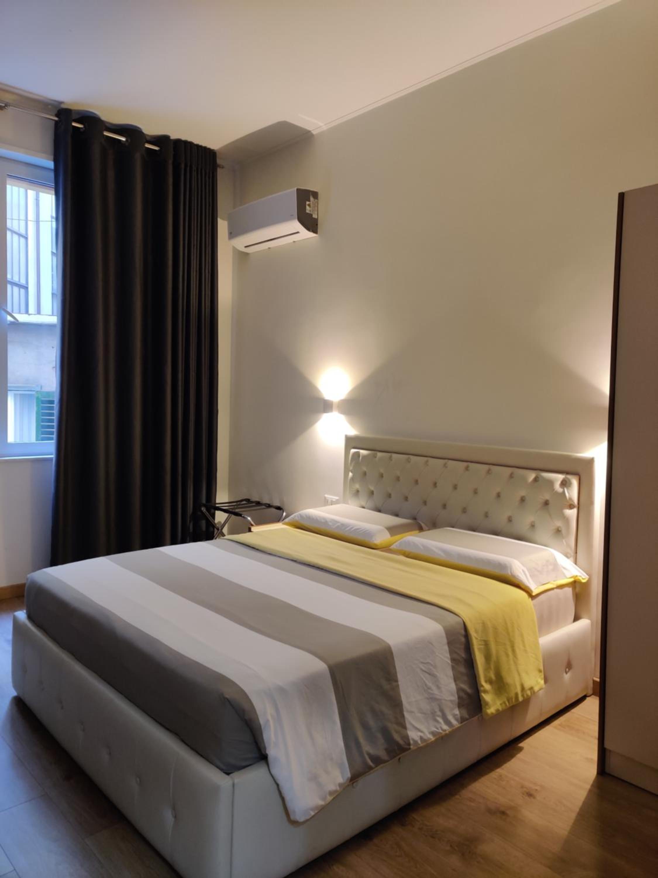 Double or Twin Room with Private Bathroom