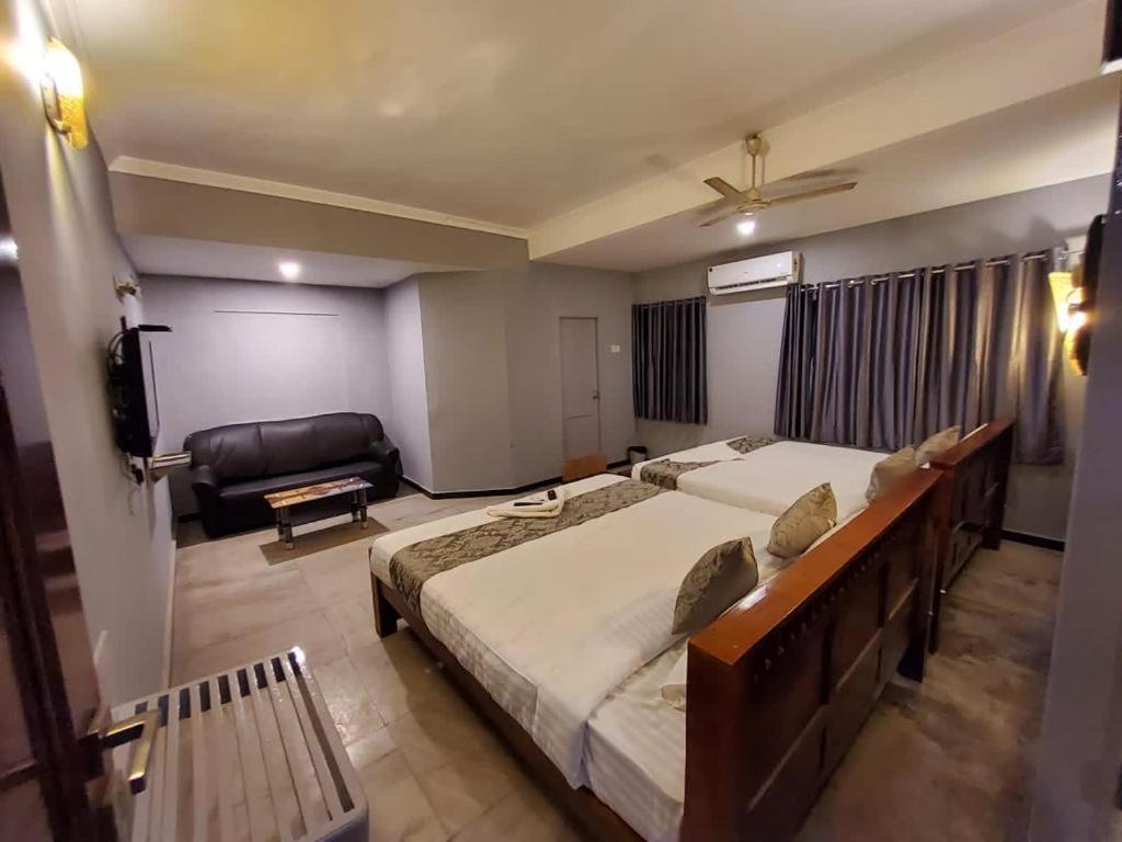 Deluxe Double Room - Photo 4