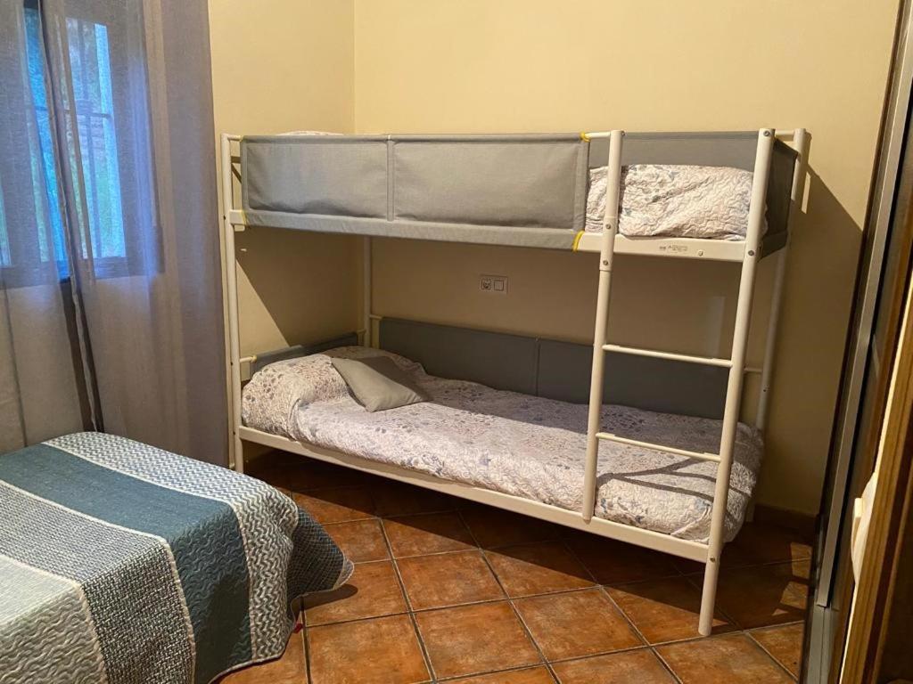 Casa de cuatro habitaciones