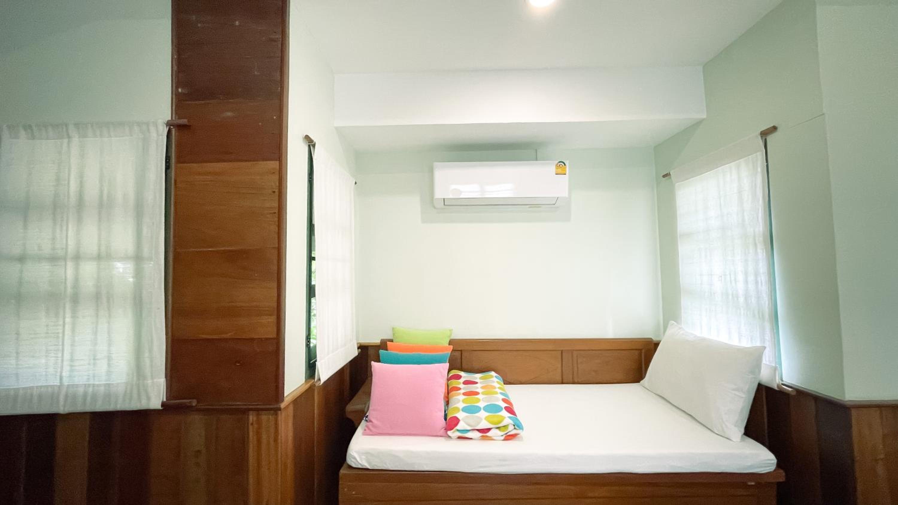 One-Bedroom Villa - River View photo 3
