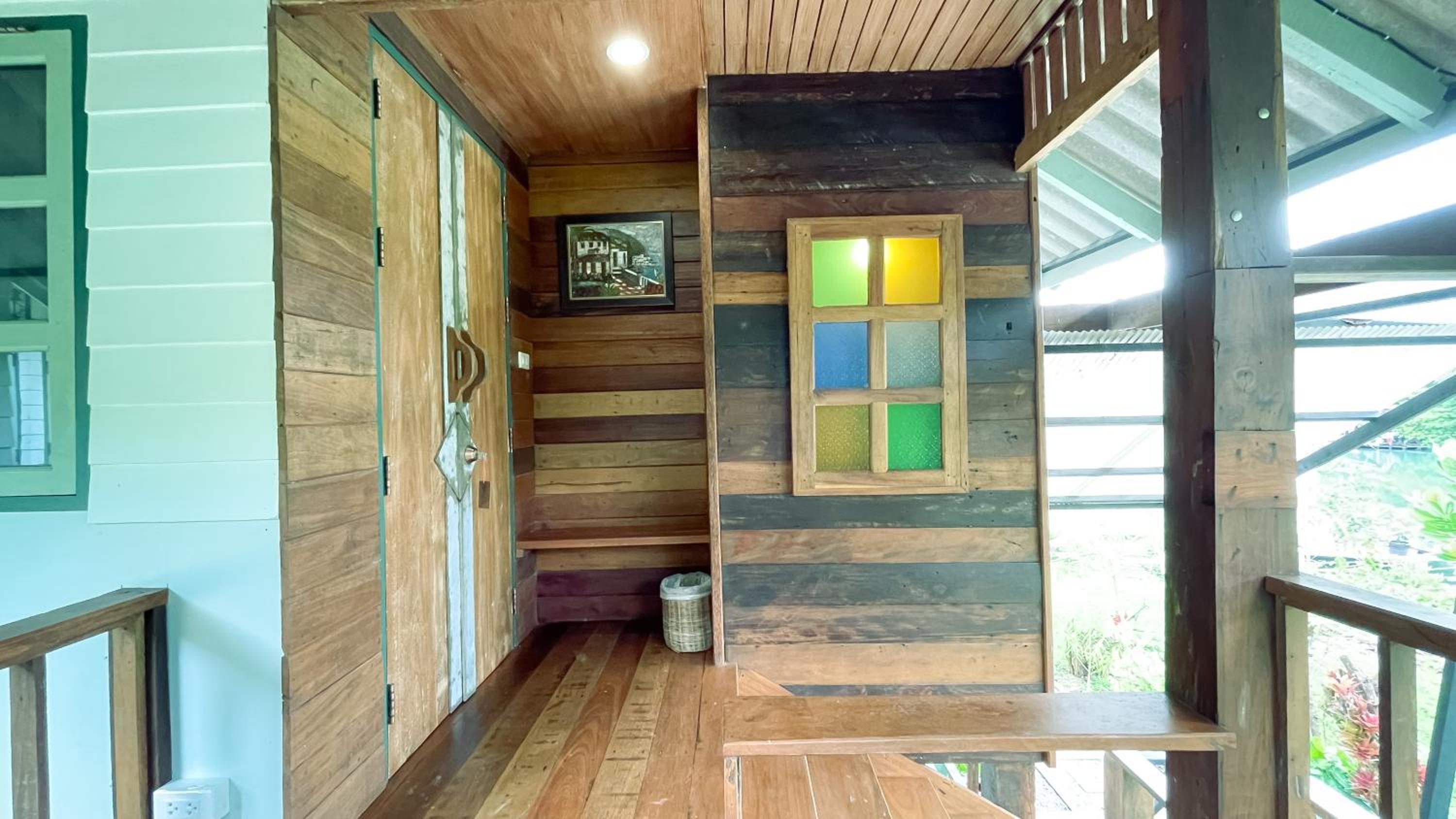 One-Bedroom Villa - River View photo 2