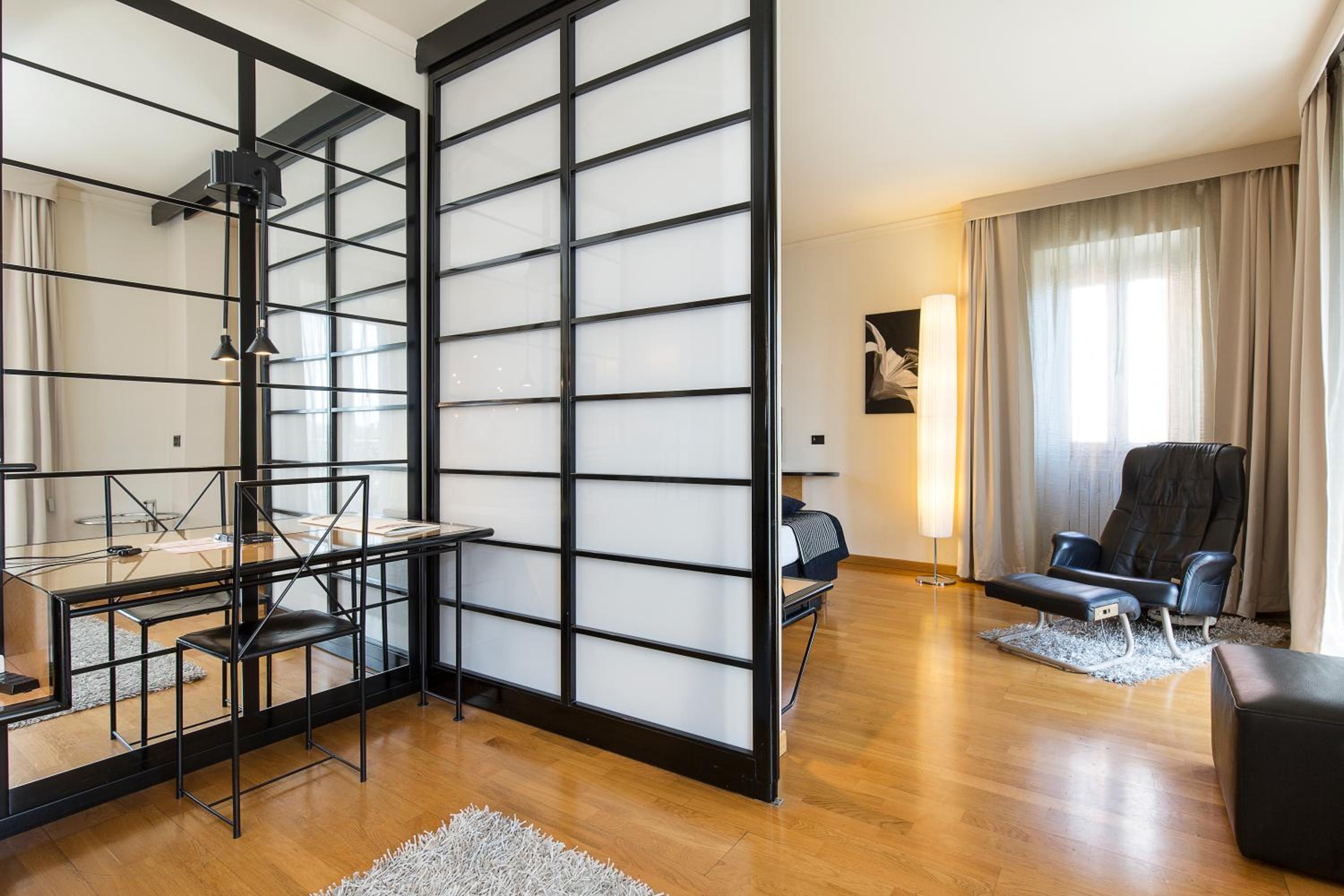 Suite with Lake View - Photo 5