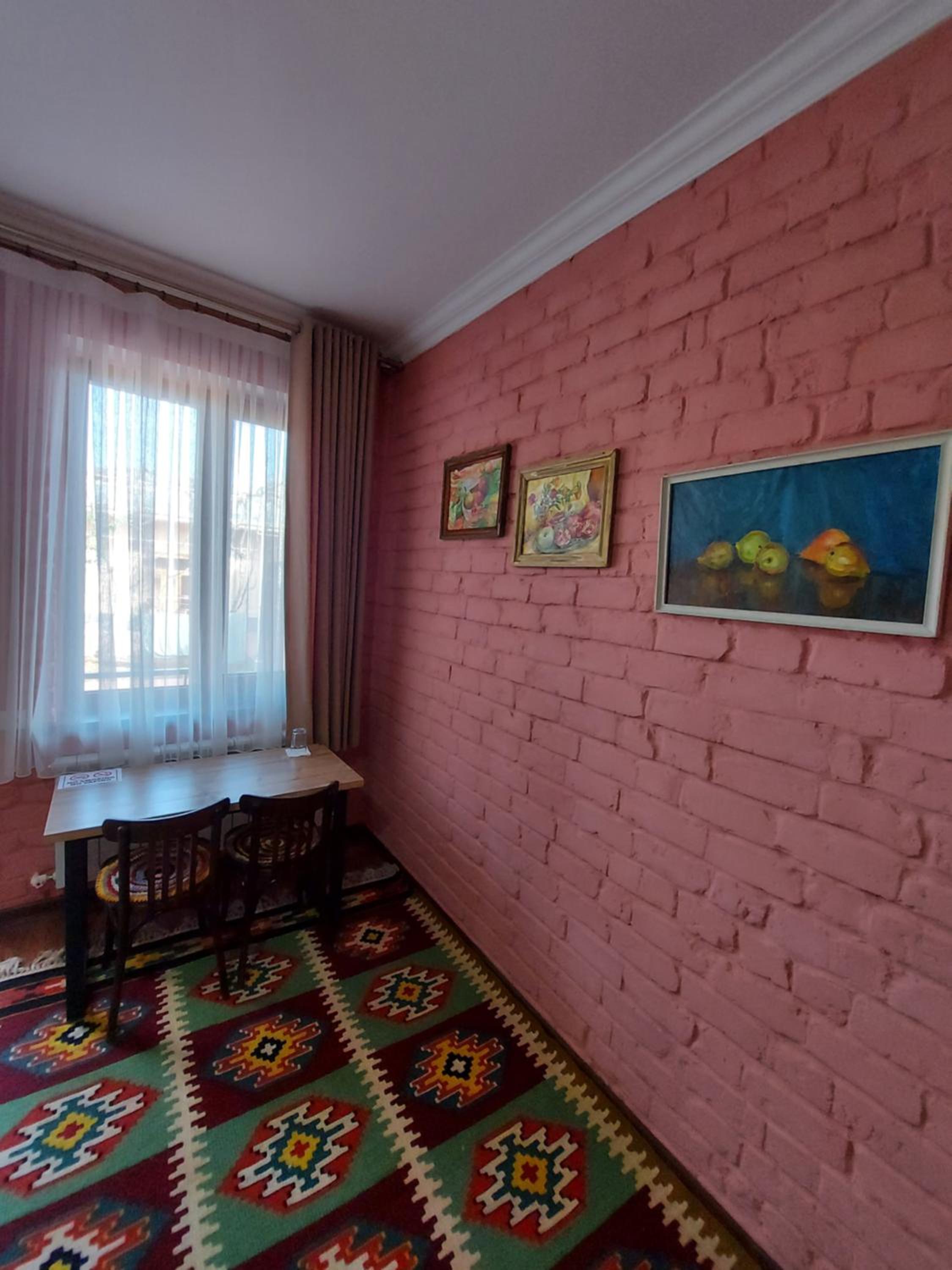 Double Room with Private Bathroom - Photo 4