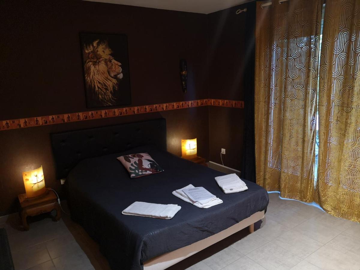 Double Room - Photo 15