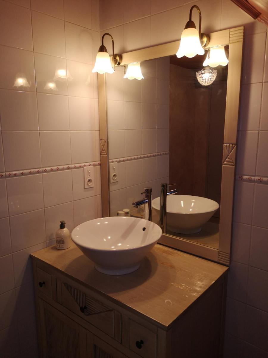 Family Room - Photo 4
