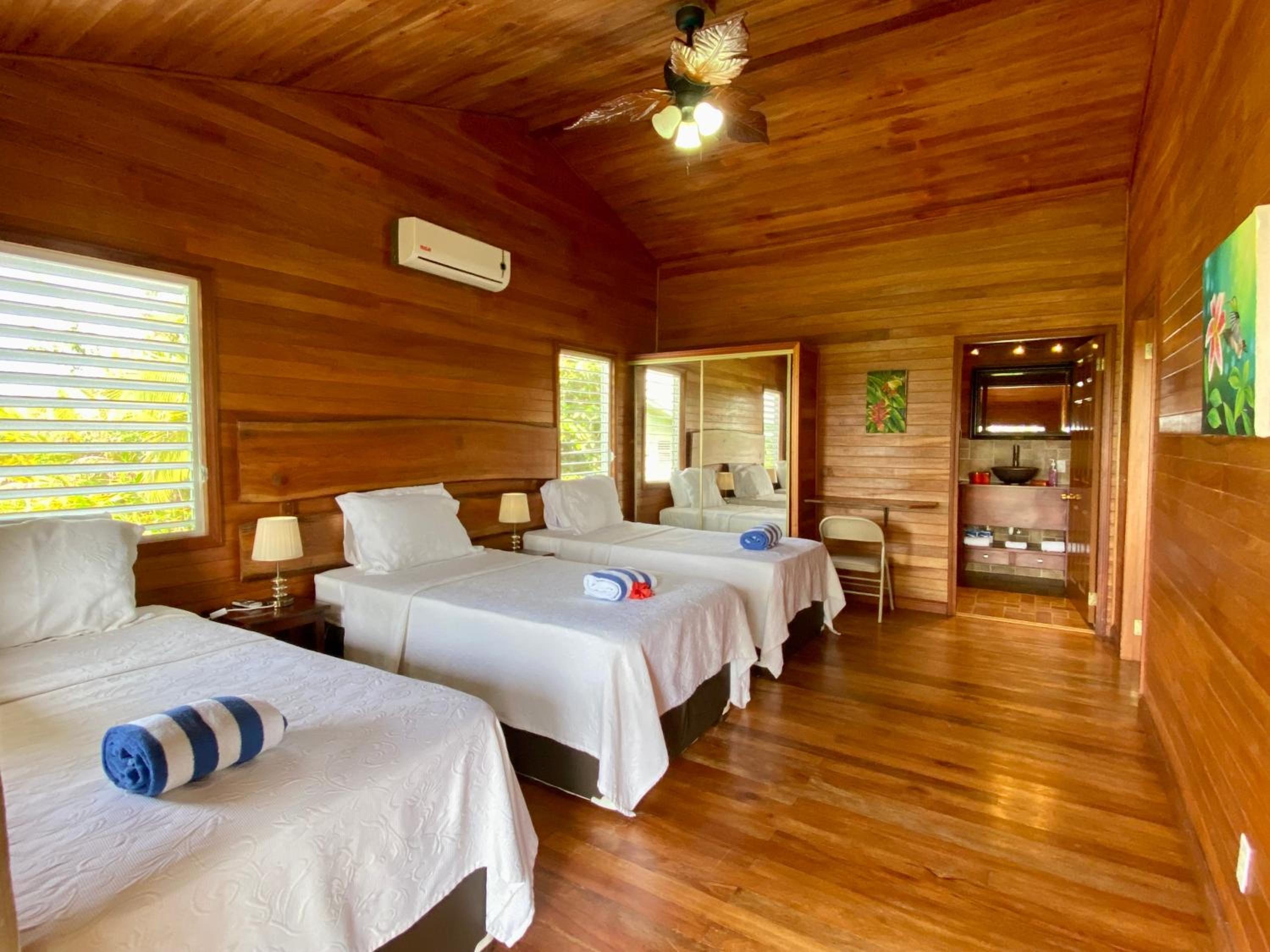 Triple Room with Garden View
