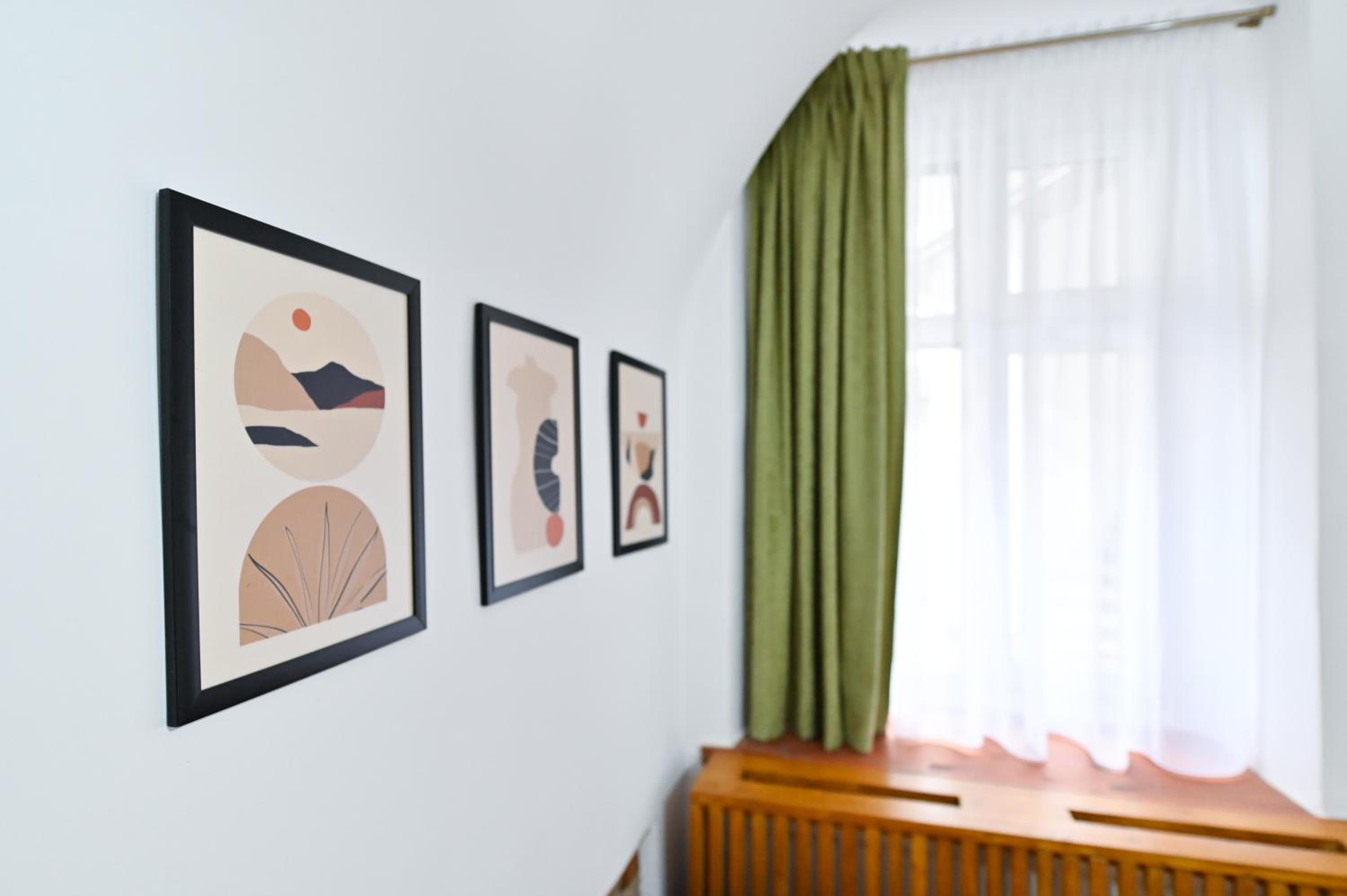 Superior King Room - Photo 5