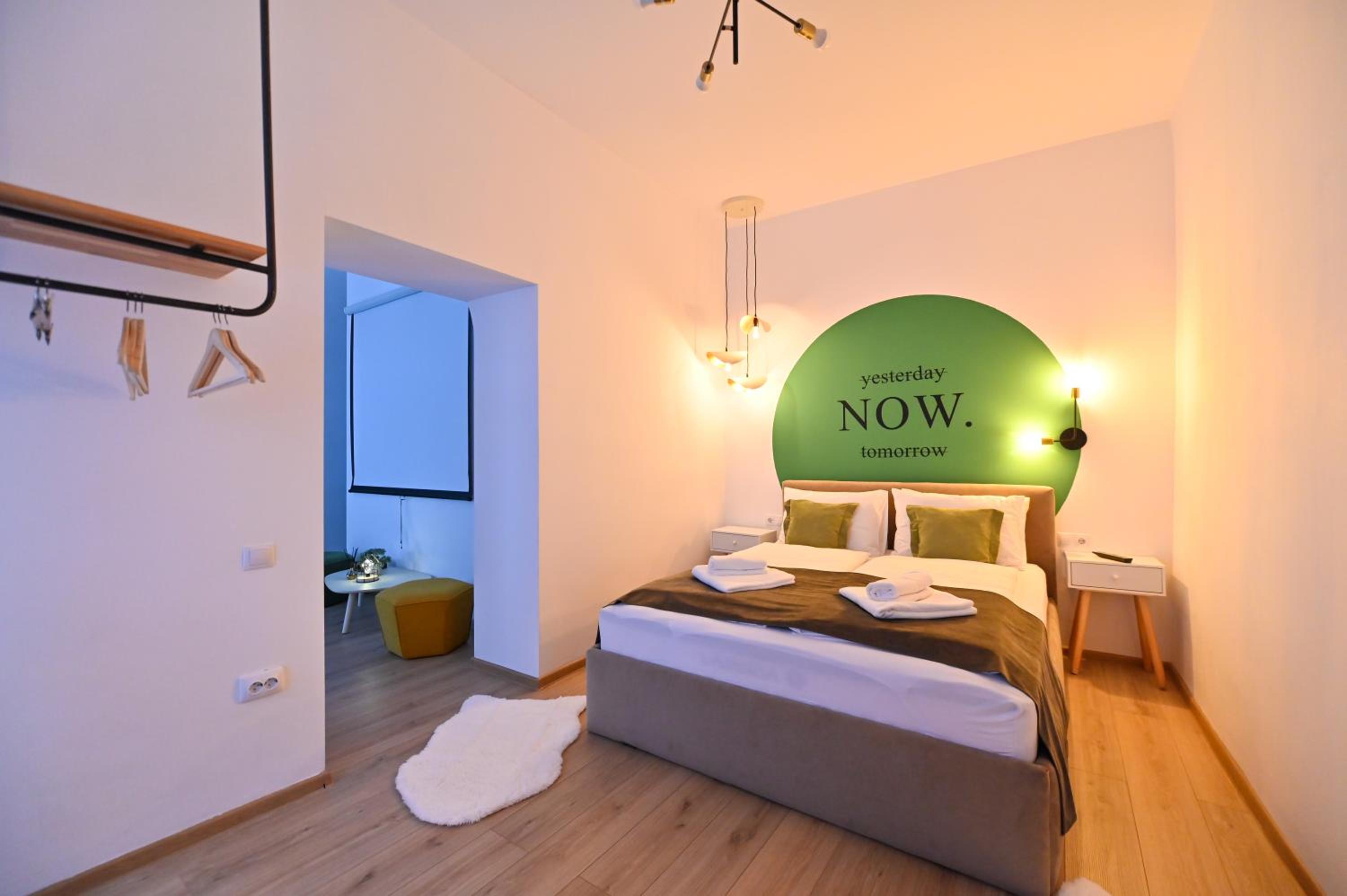 Superior King Room - Photo 7