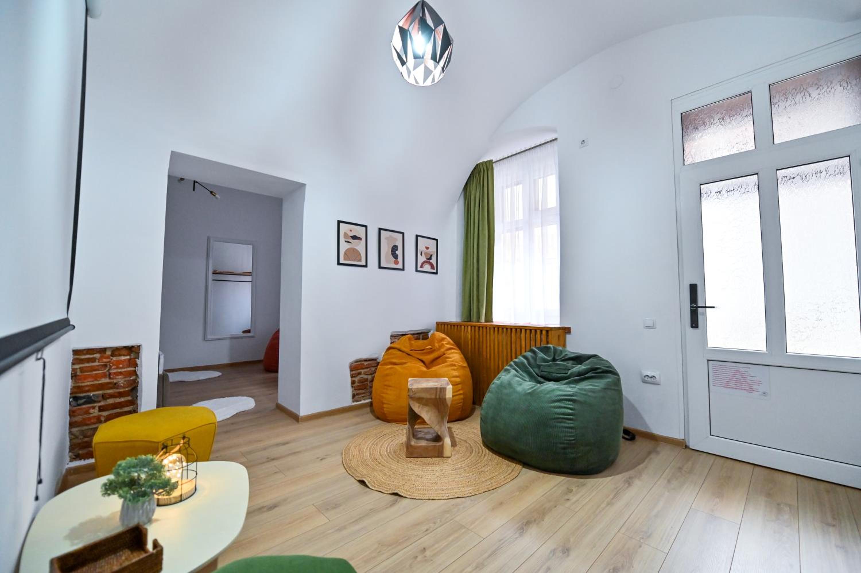 Superior King Room - Photo 9