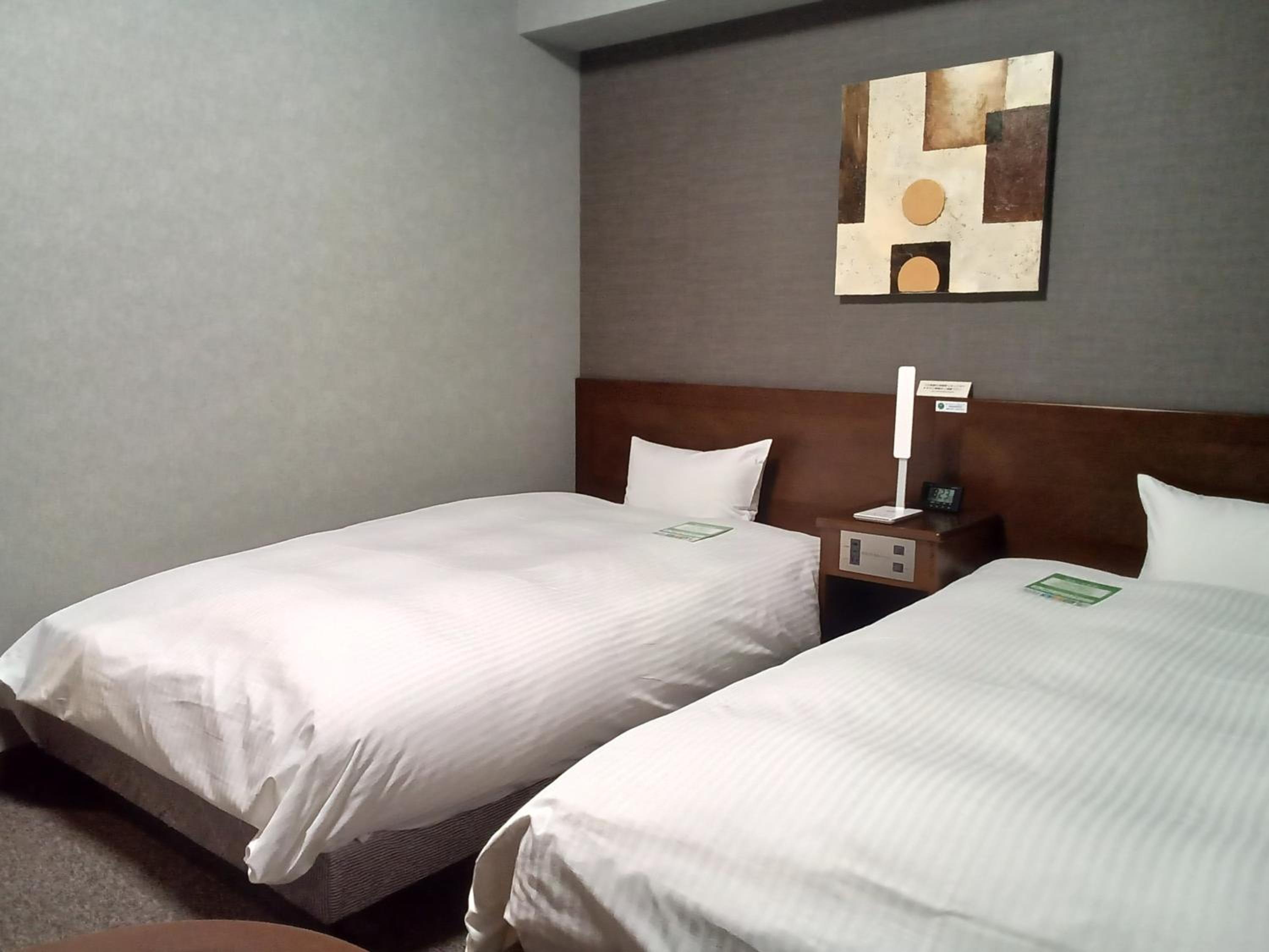 Twin Room - Non-Smoking - No Daily Cleaning