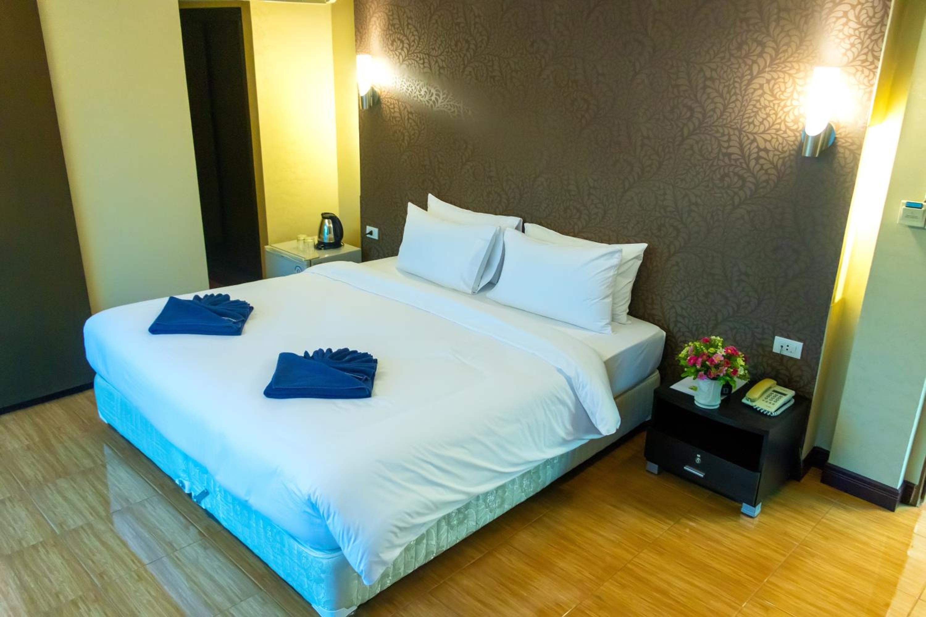 Deluxe Double Room photo 2