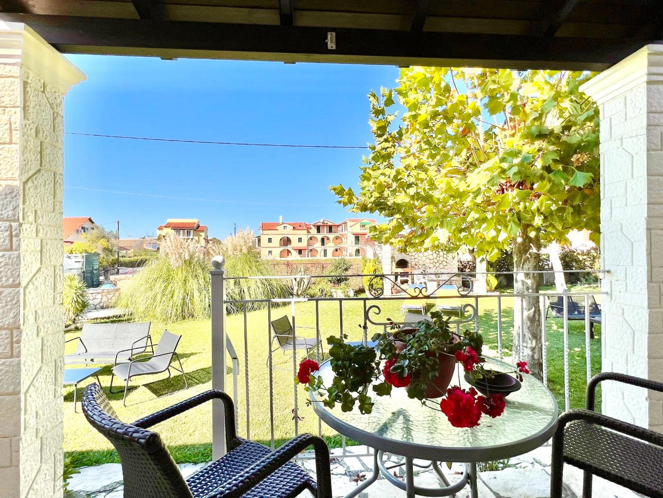Maisonette photo 3