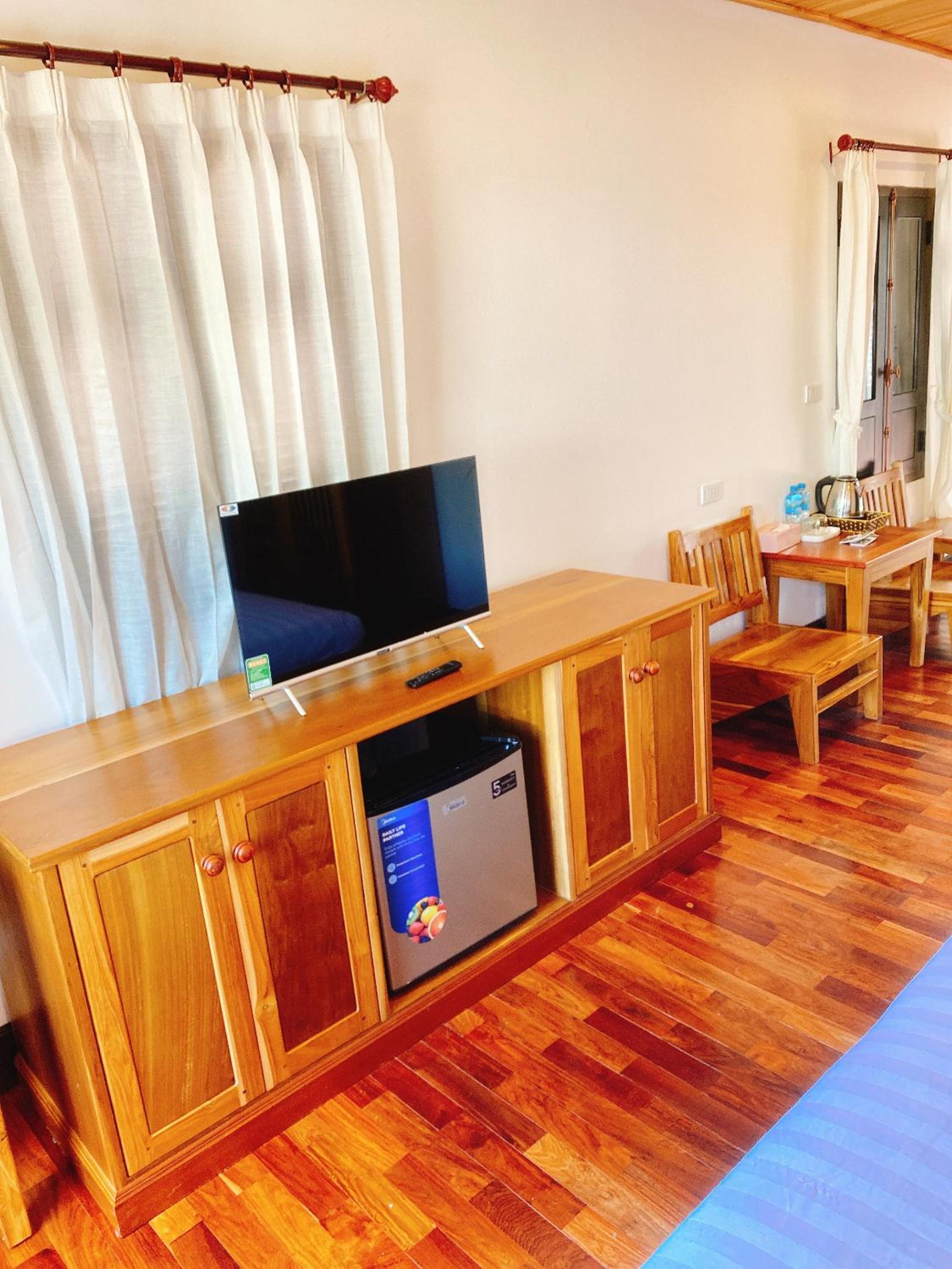 Deluxe Double Room - Photo 8