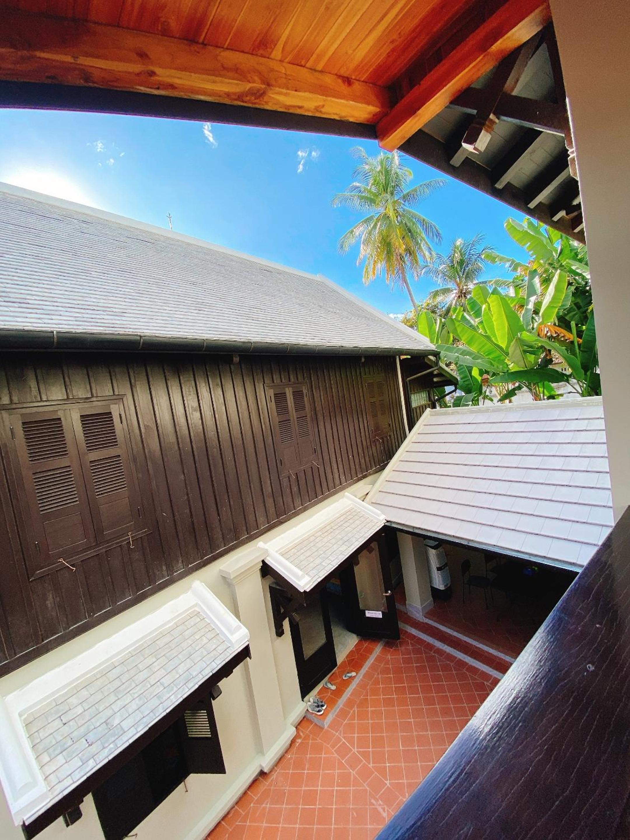 Deluxe Double Room - Photo 21