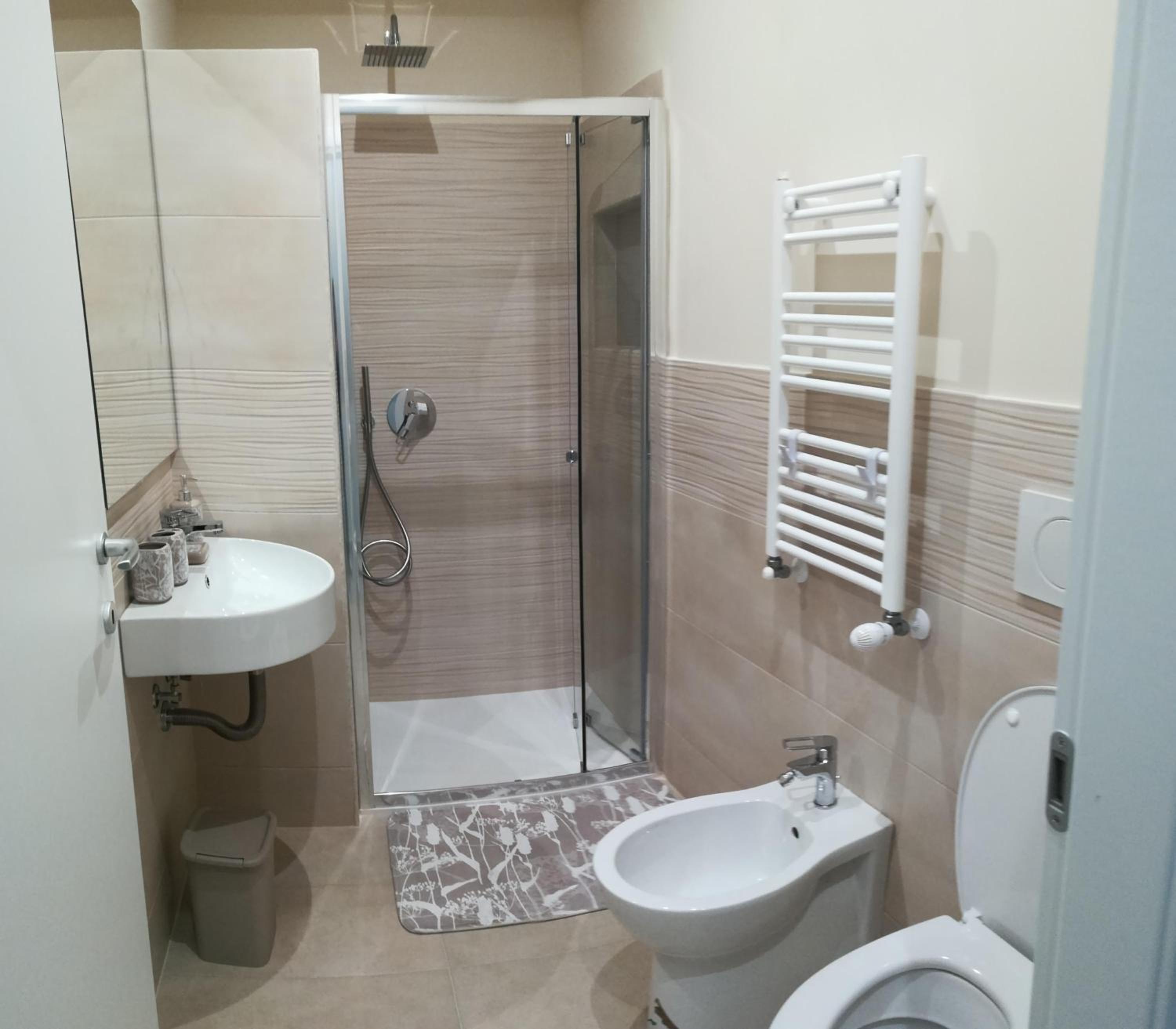 Double or Twin Room photo 3