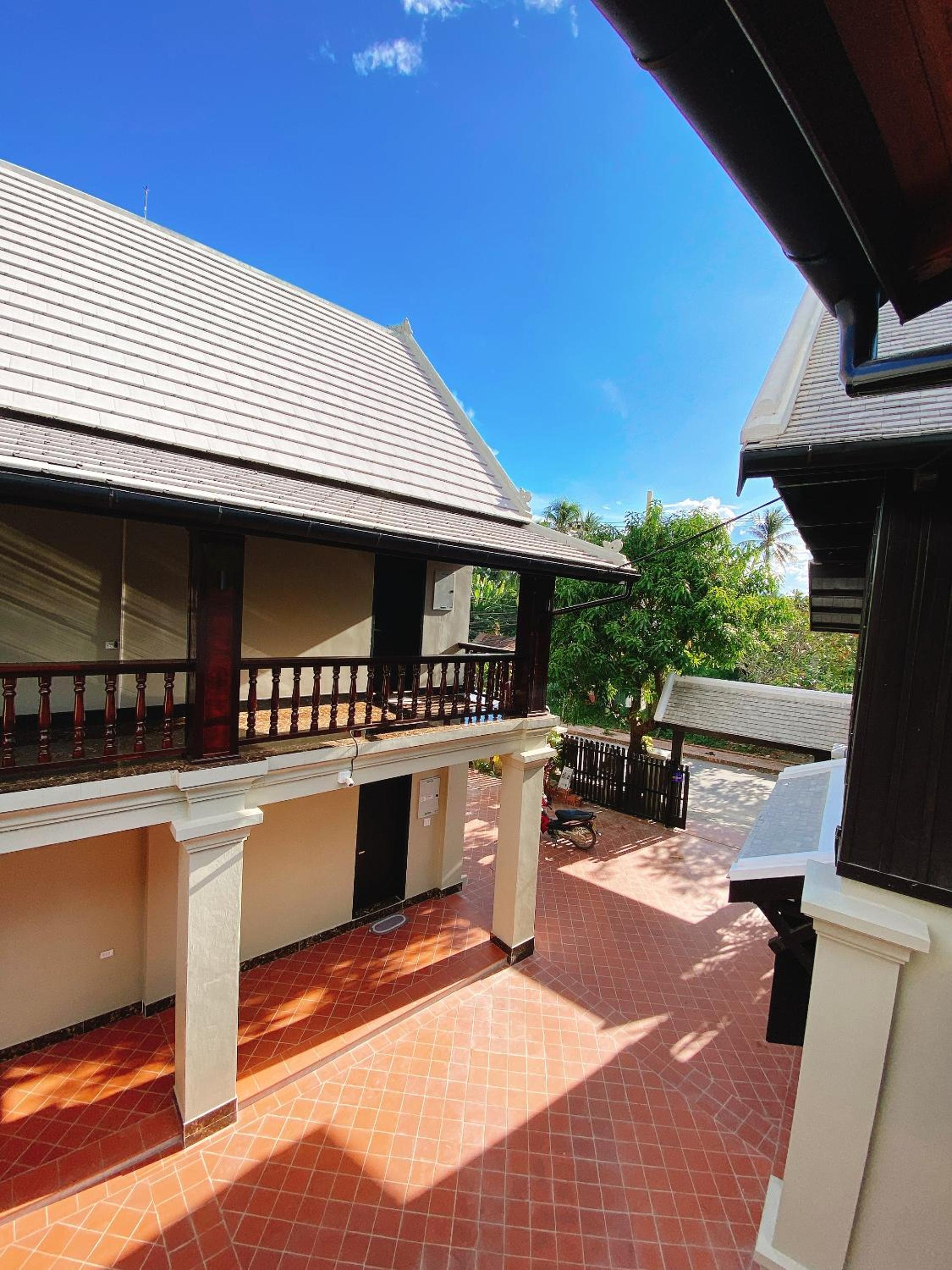 Deluxe Double Room - Photo 14