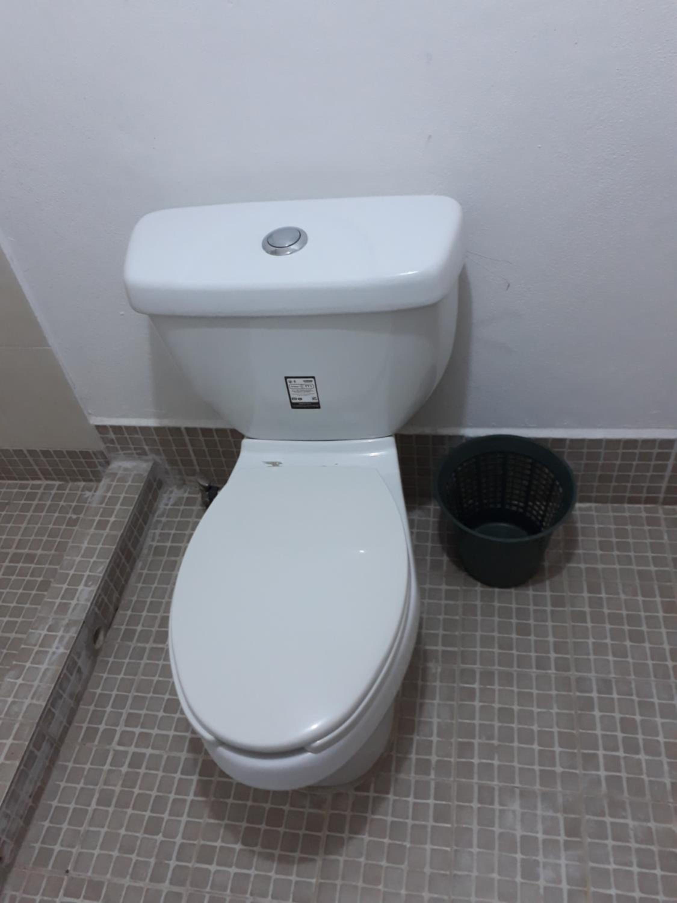 Twin Room with Private Bathroom - Photo 4