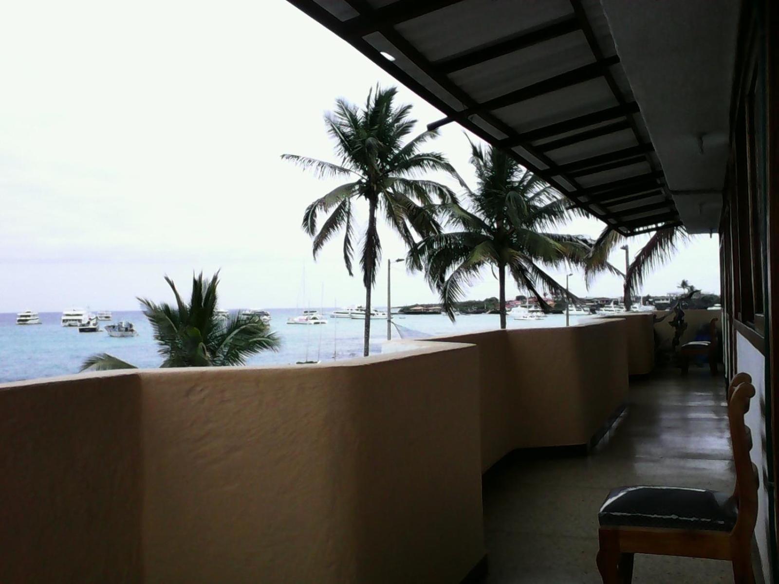 Standard Triple Room with Sea View photo 2