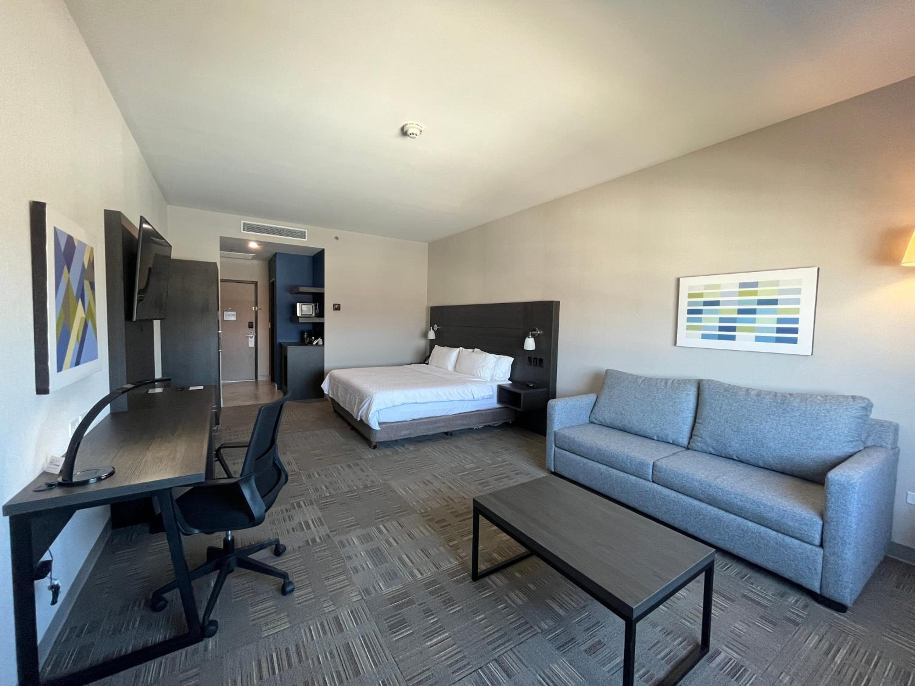 King Suite - Photo 4