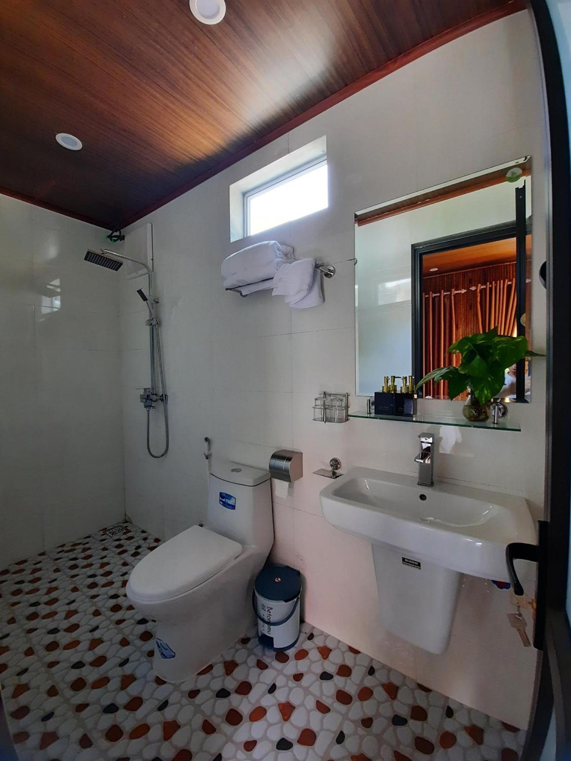 Deluxe Room - Photo 18