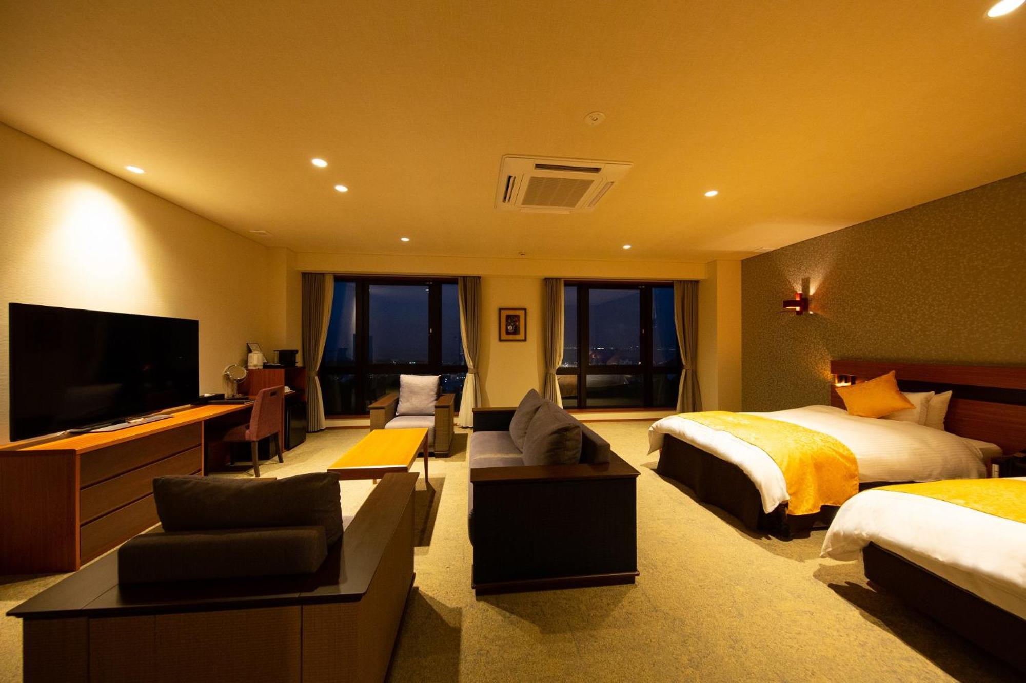 Deluxe Quadruple Room - Photo 3