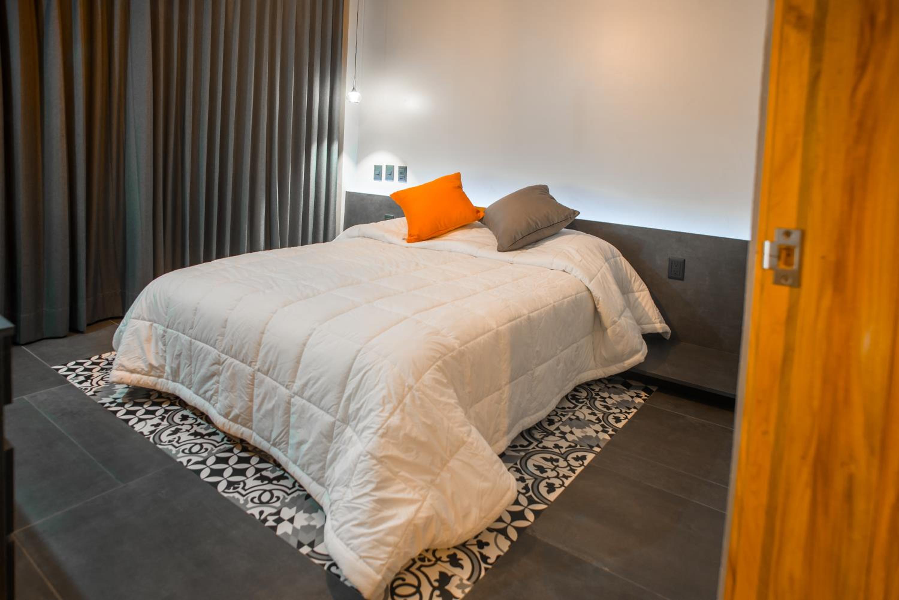 Deluxe Twin Room with Sea View photo 1