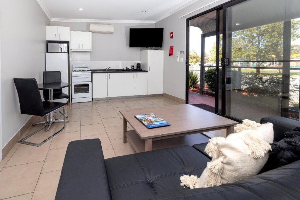 Superior One-Bedroom Cabin - Not Pet Friendly photo 1