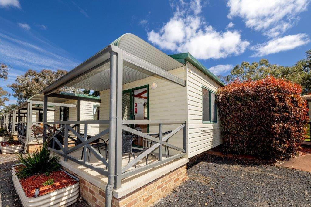Standard One-Bedroom Cabin - Not Pet Friendly photo 2