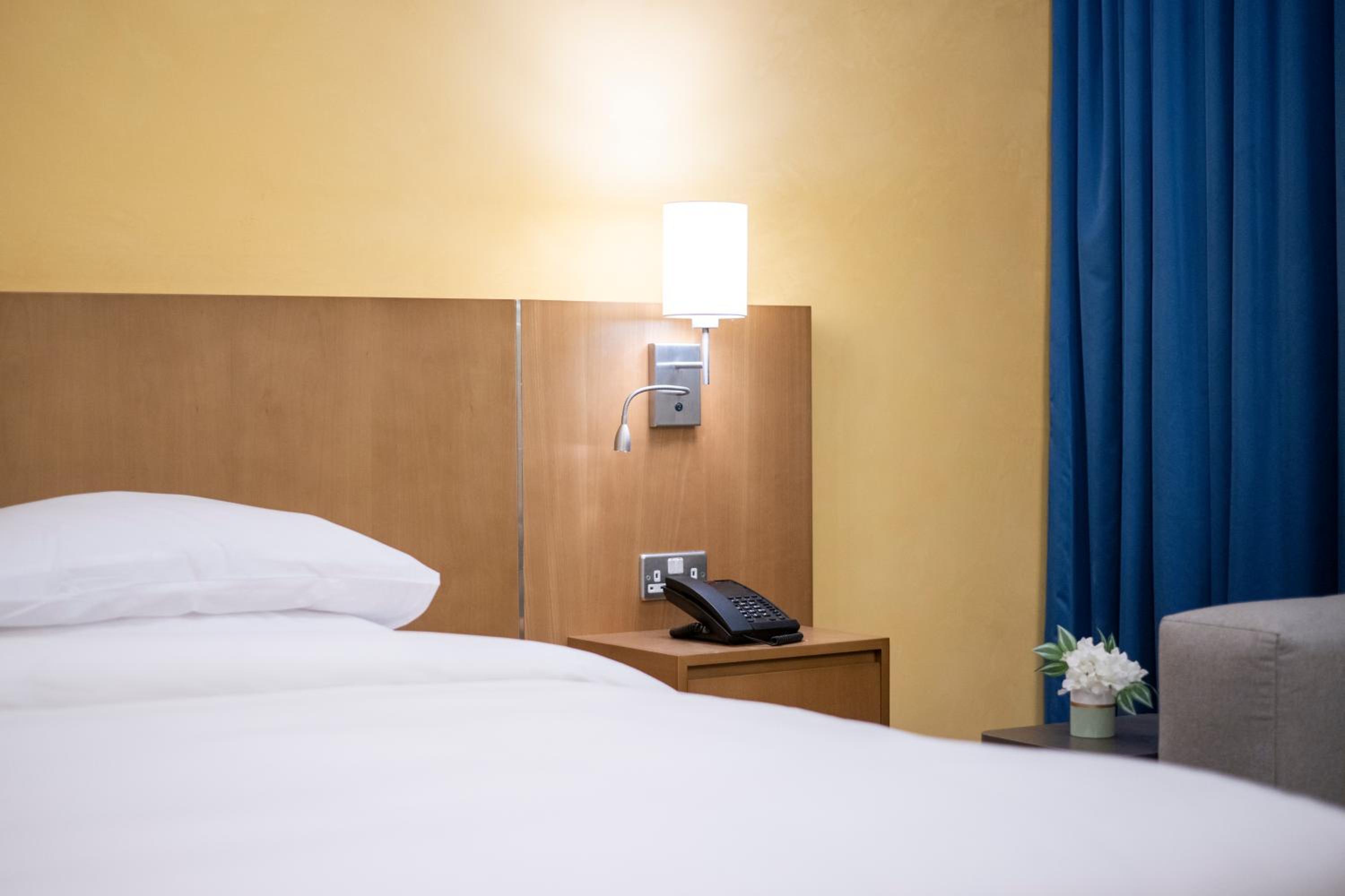 Double Room - Photo 6