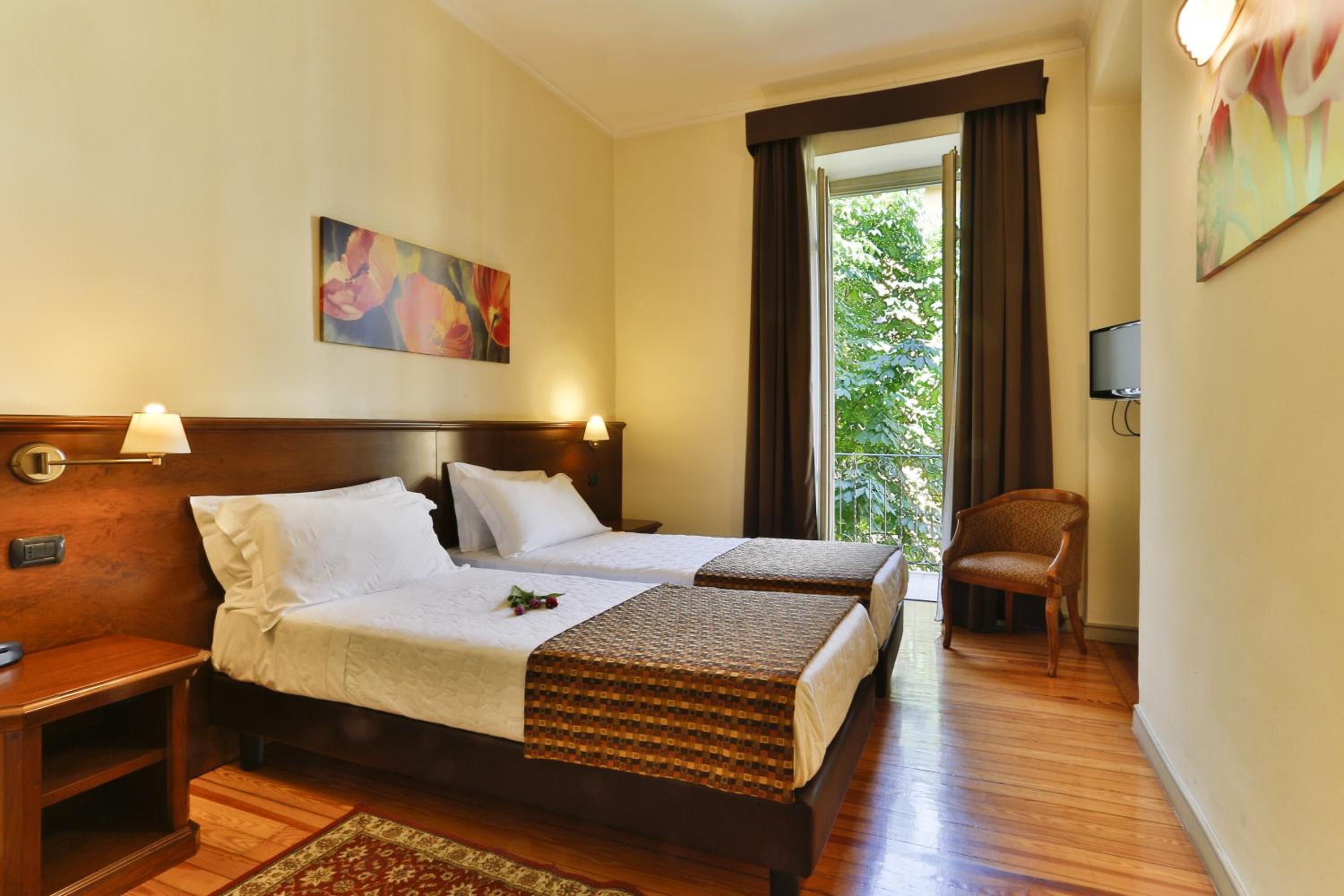 Double or Twin Room photo 1
