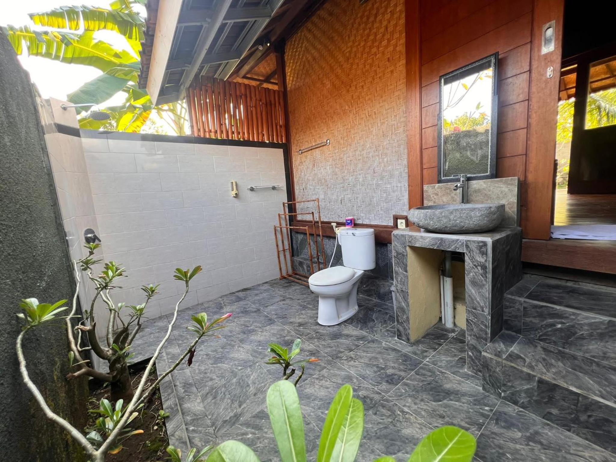 Double Room with Balcony - Photo 2